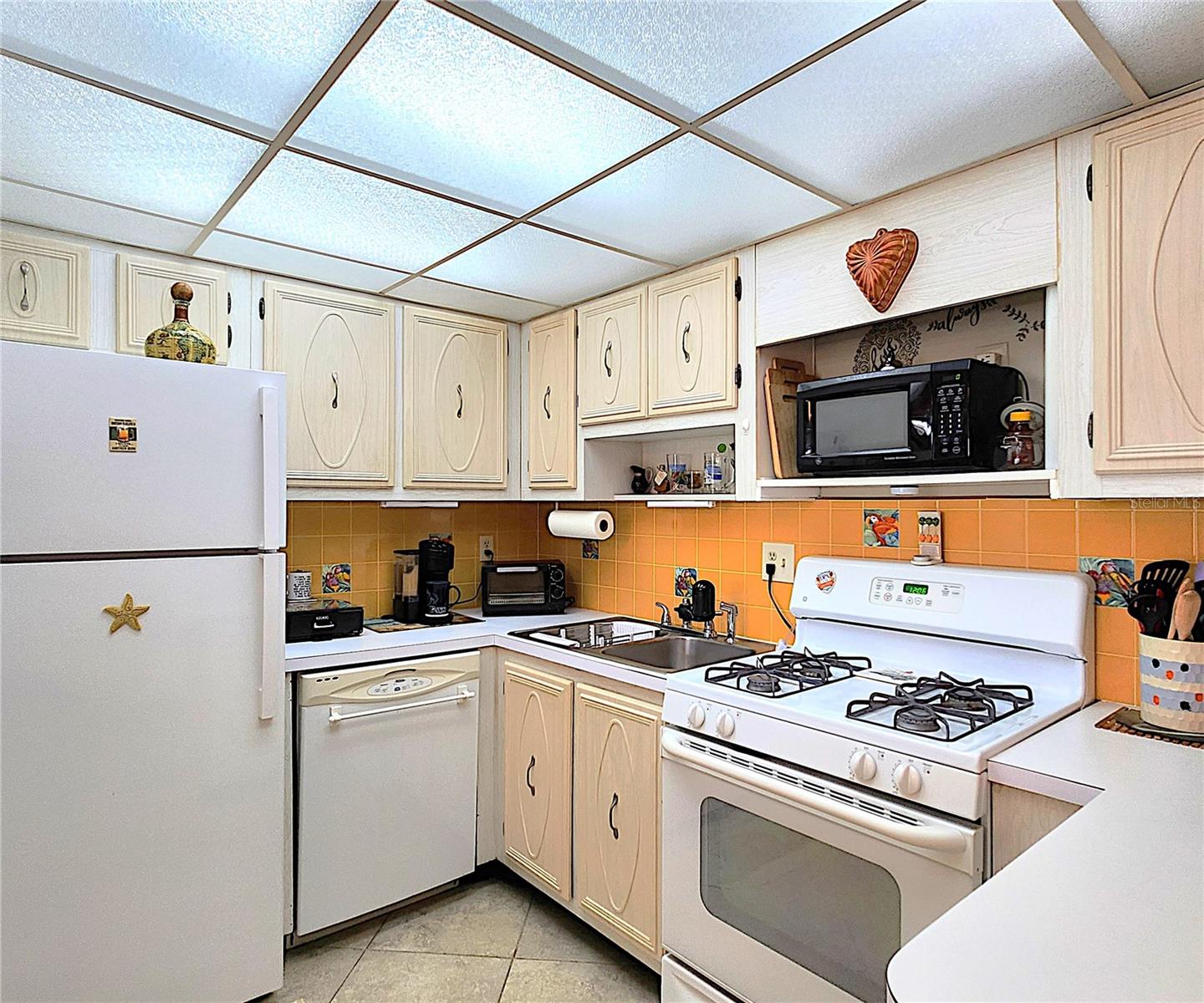 9950 62ND TER N #302, ST PETERSBURG, FL, 33708