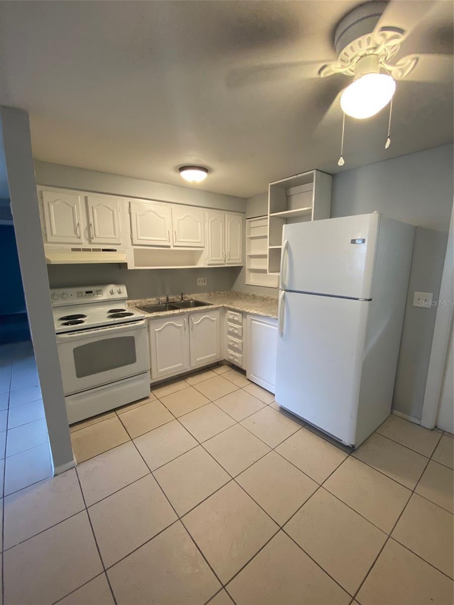 3765 137TH AVE #B, LARGO, FL, 33771