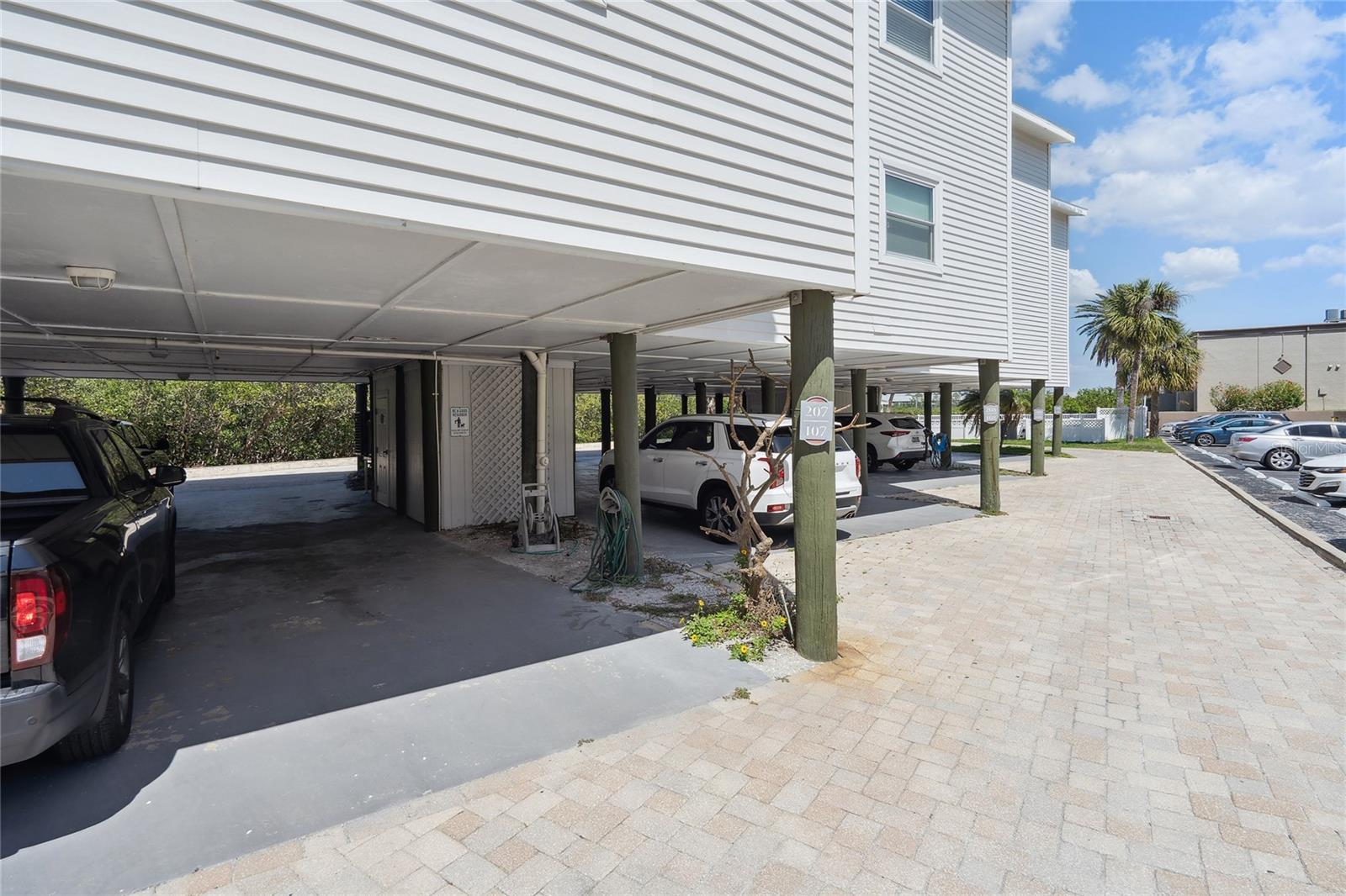 19727 GULF BLVD #207, INDIAN SHORES, FL, 33785