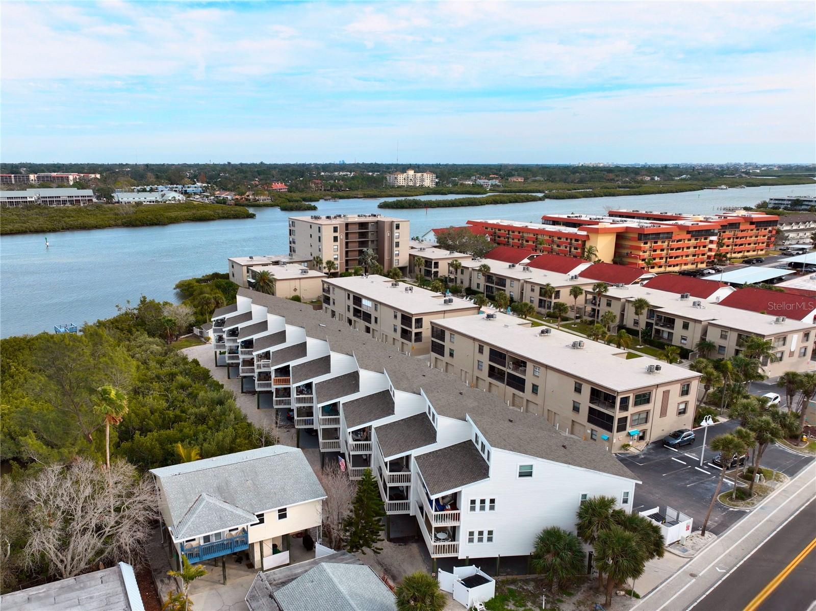 19727 GULF BLVD #207, INDIAN SHORES, FL, 33785