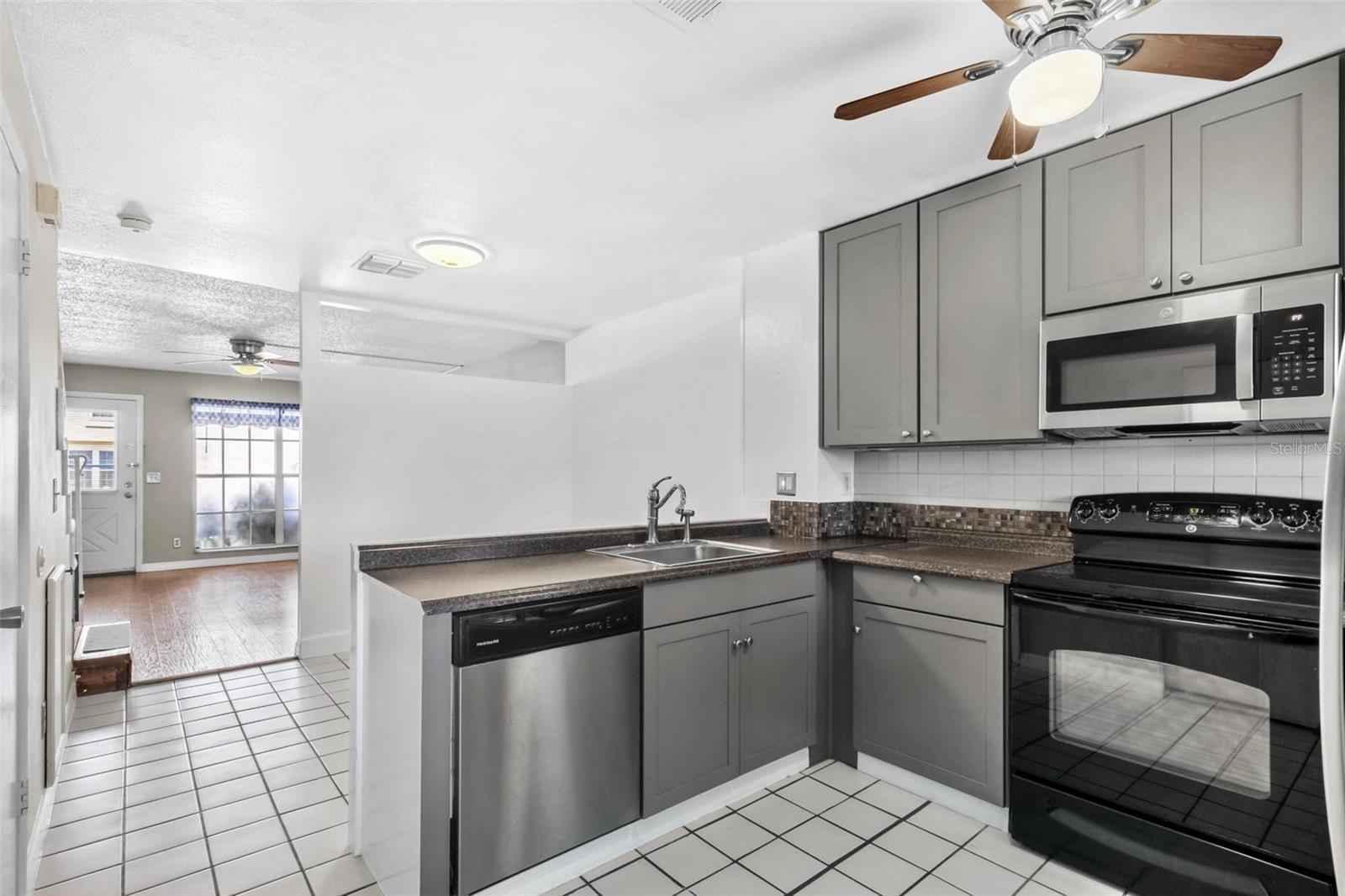 6600 121ST AVE #1, LARGO, FL, 33773