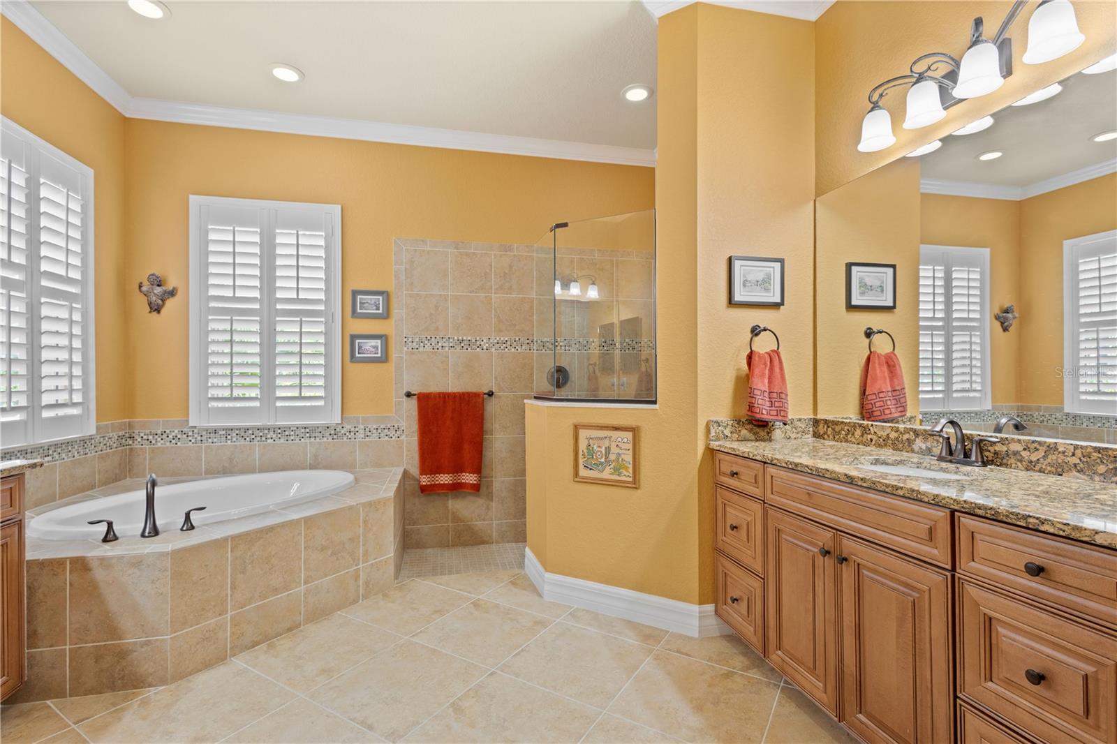 5428 ROYAL POINCIANA WAY, NORTH PORT, FL, 34291