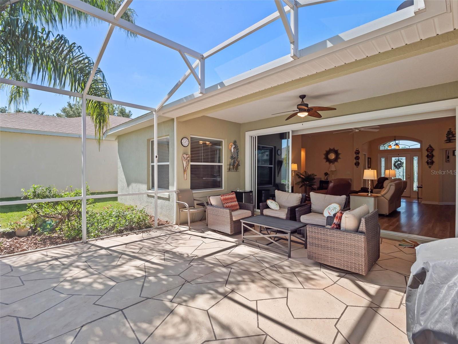 20504 QUEEN ALEXANDRA DR, LEESBURG, FL, 34748