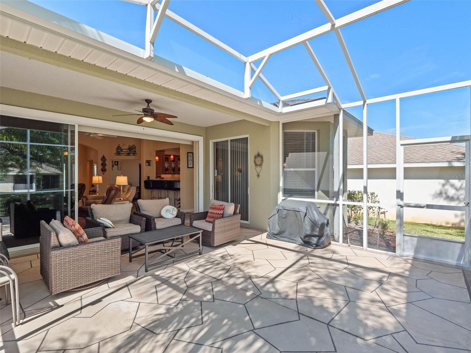 20504 QUEEN ALEXANDRA DR, LEESBURG, FL, 34748