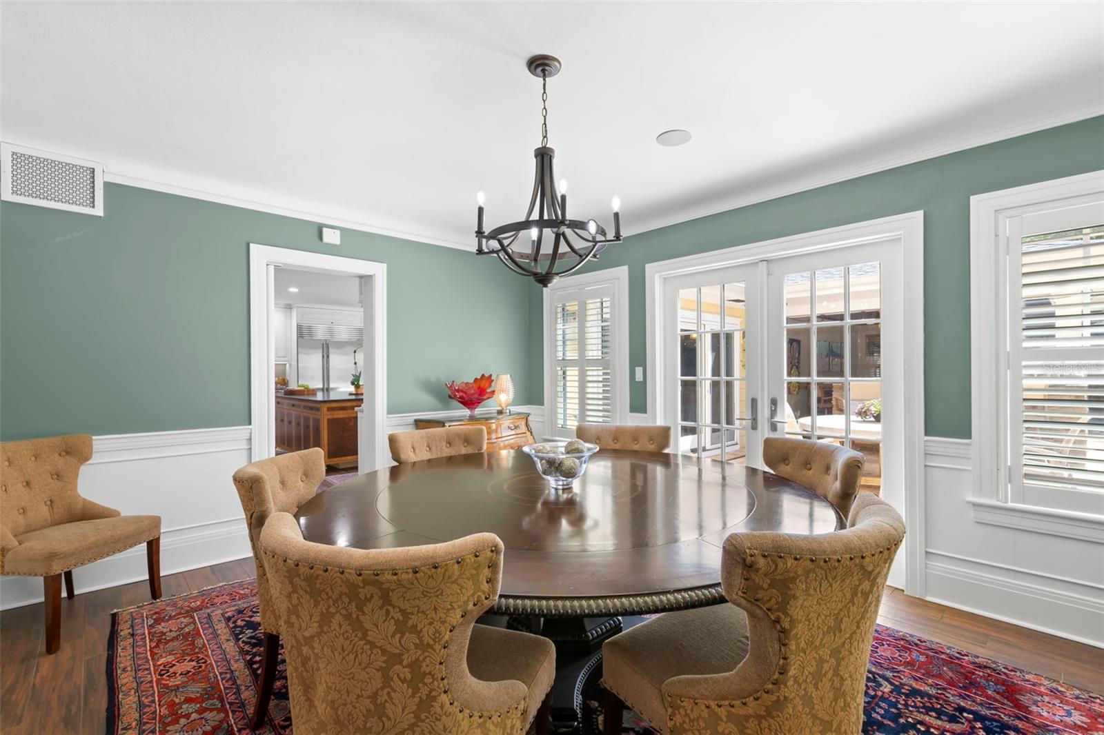 556 21ST AVE NE, ST PETERSBURG, FL, 33704