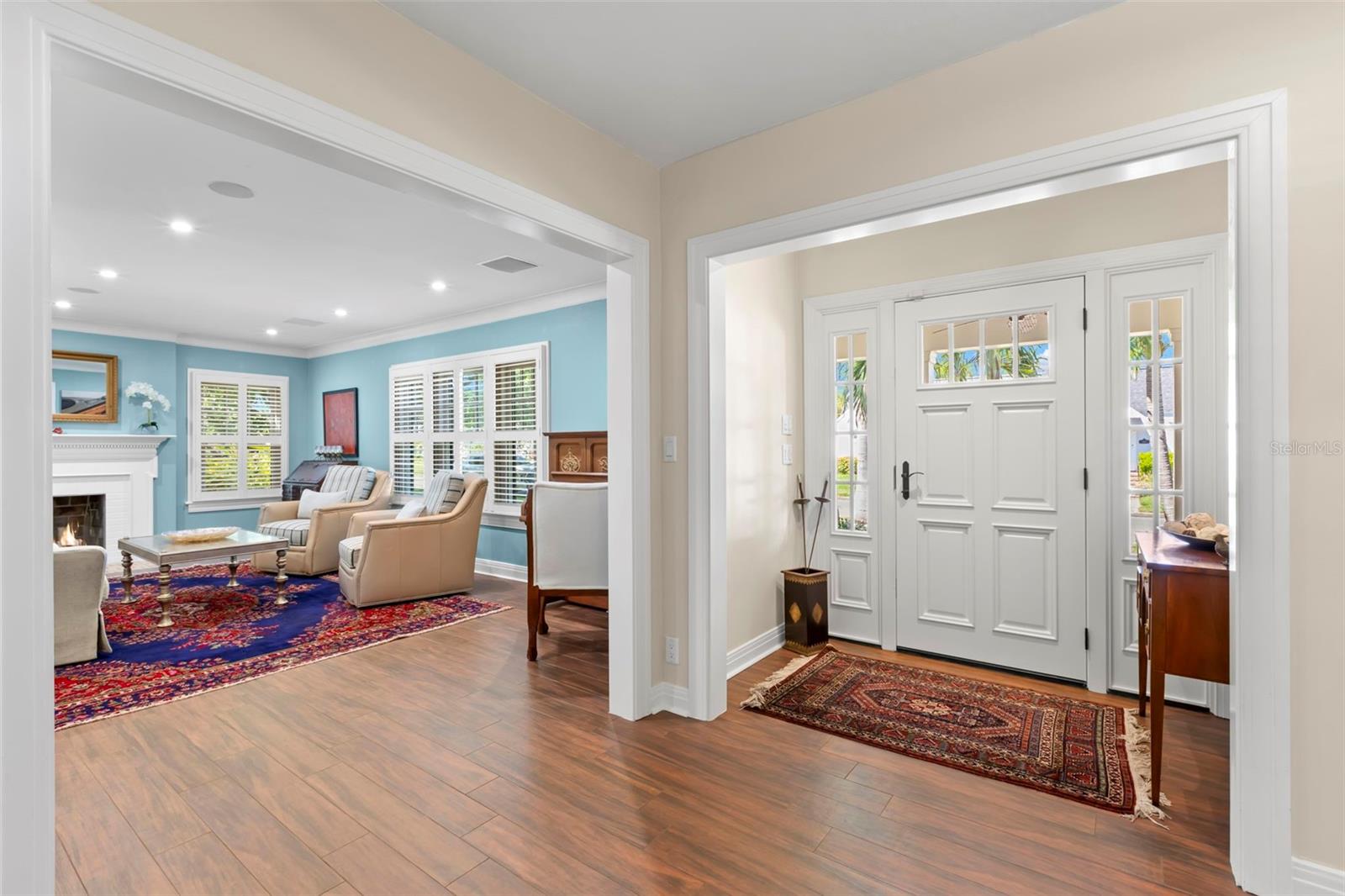 556 21ST AVE NE, ST PETERSBURG, FL, 33704