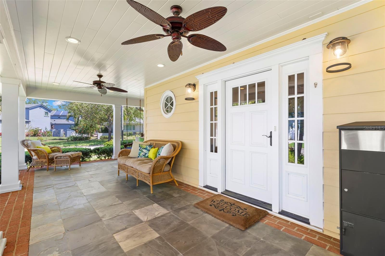 556 21ST AVE NE, ST PETERSBURG, FL, 33704