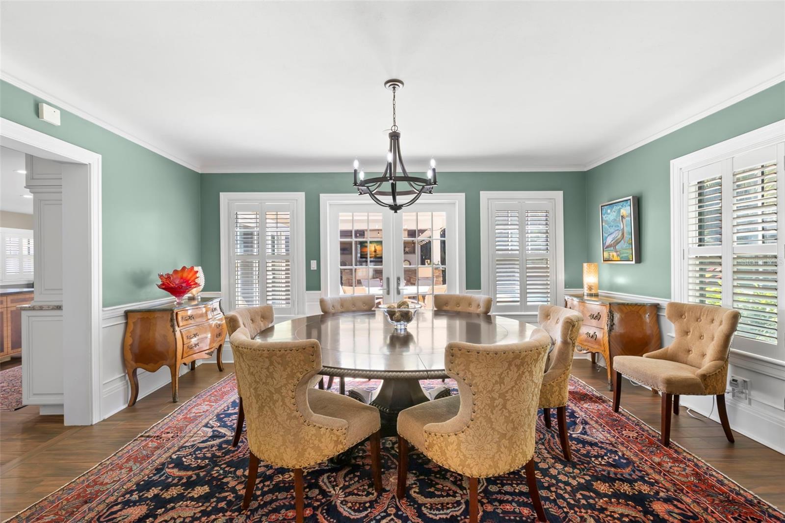 556 21ST AVE NE, ST PETERSBURG, FL, 33704