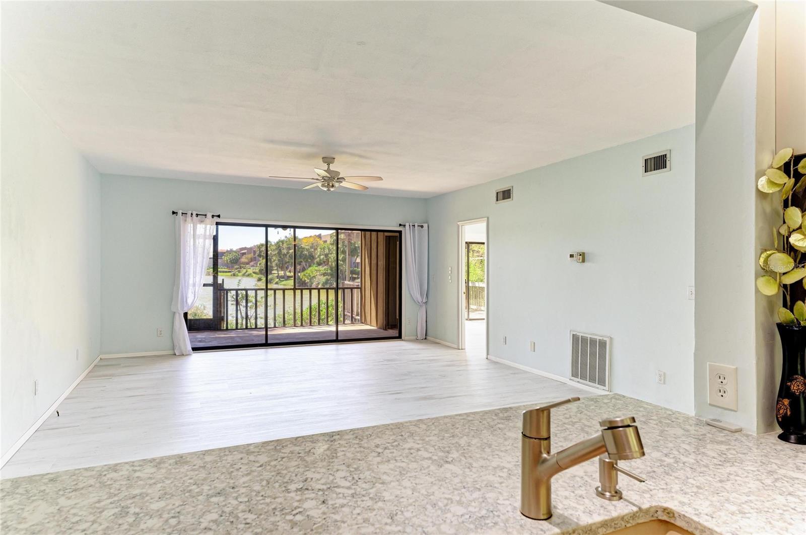 5395 LAKE ARROWHEAD TRL #24, SARASOTA, FL, 34231