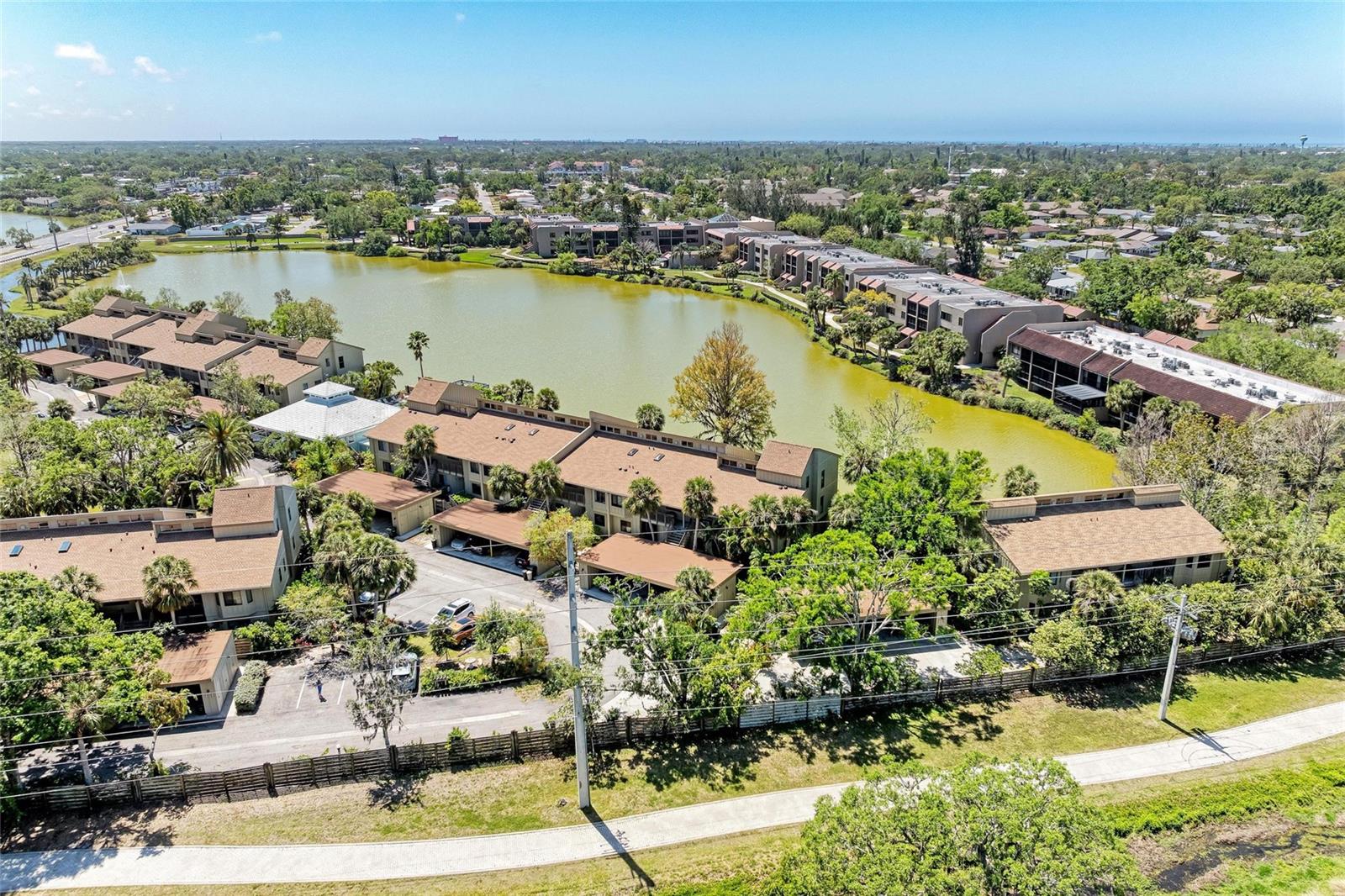 5395 LAKE ARROWHEAD TRL #24, SARASOTA, FL, 34231