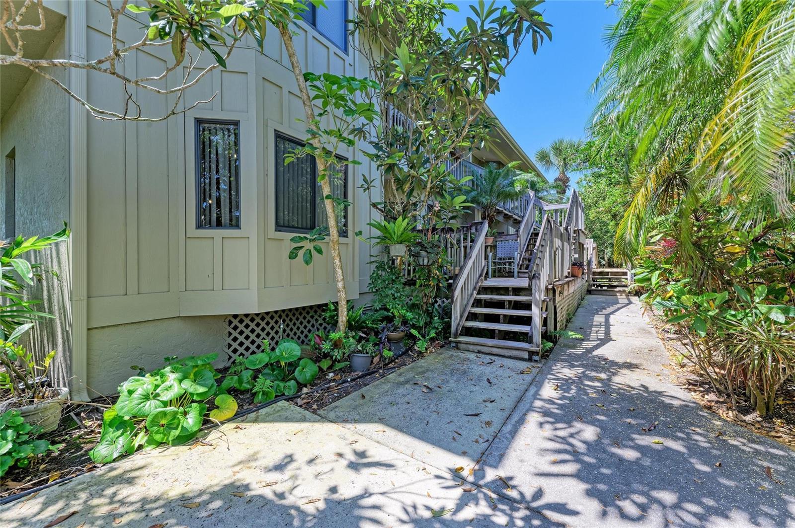 5395 LAKE ARROWHEAD TRL #24, SARASOTA, FL, 34231