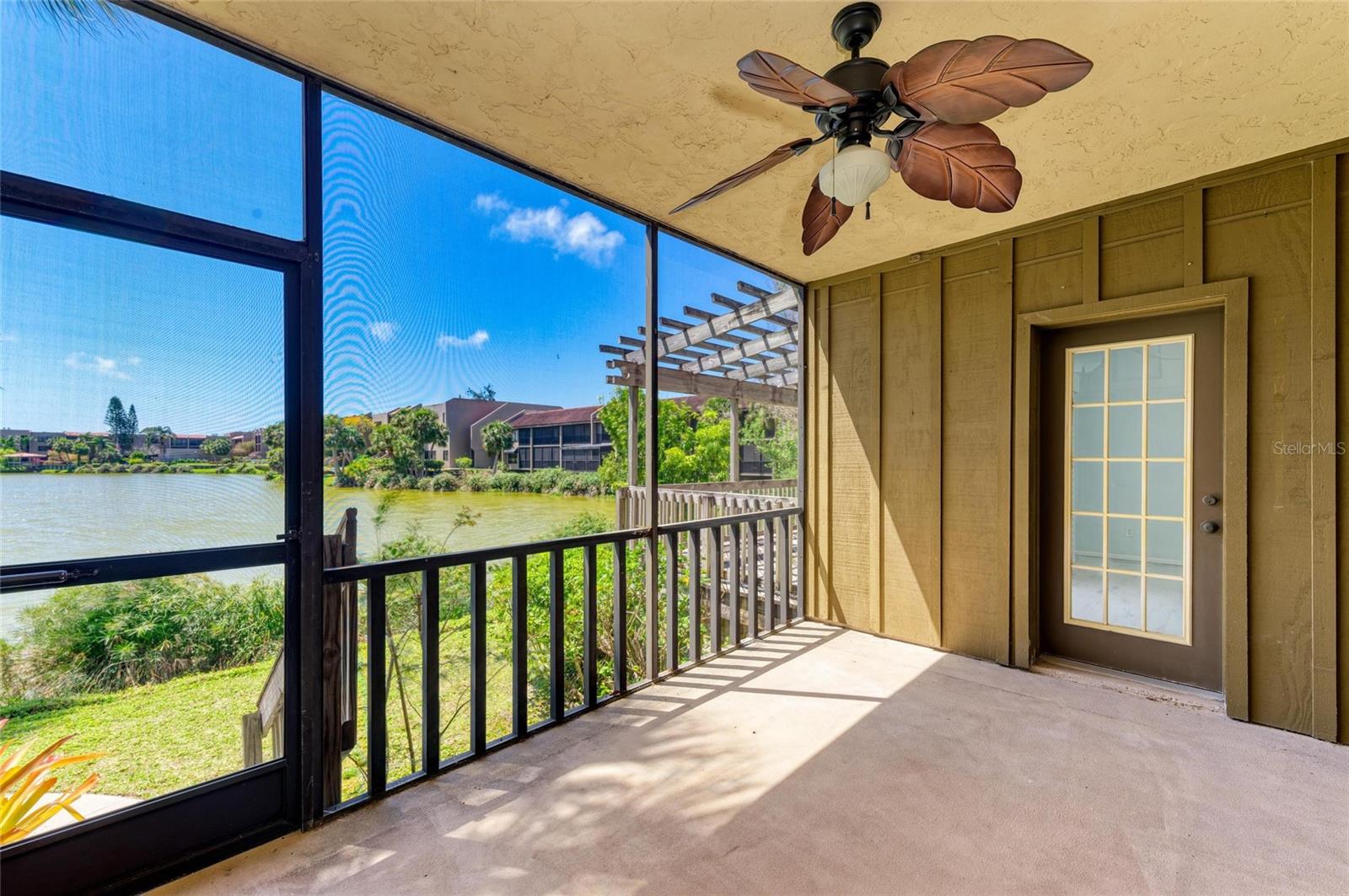 5395 LAKE ARROWHEAD TRL #24, SARASOTA, FL, 34231