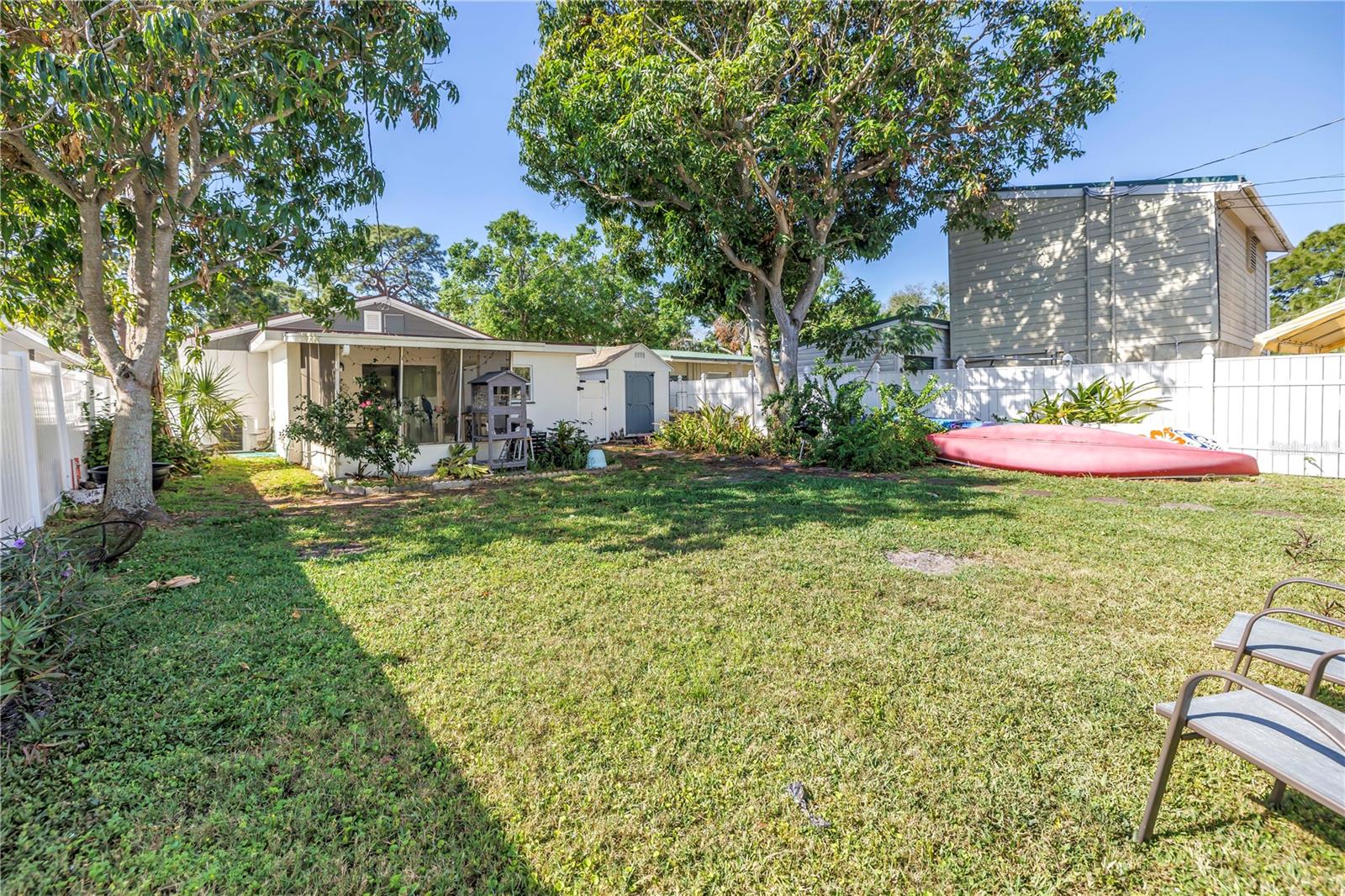 633 47TH AVE N, ST PETERSBURG, FL, 33703