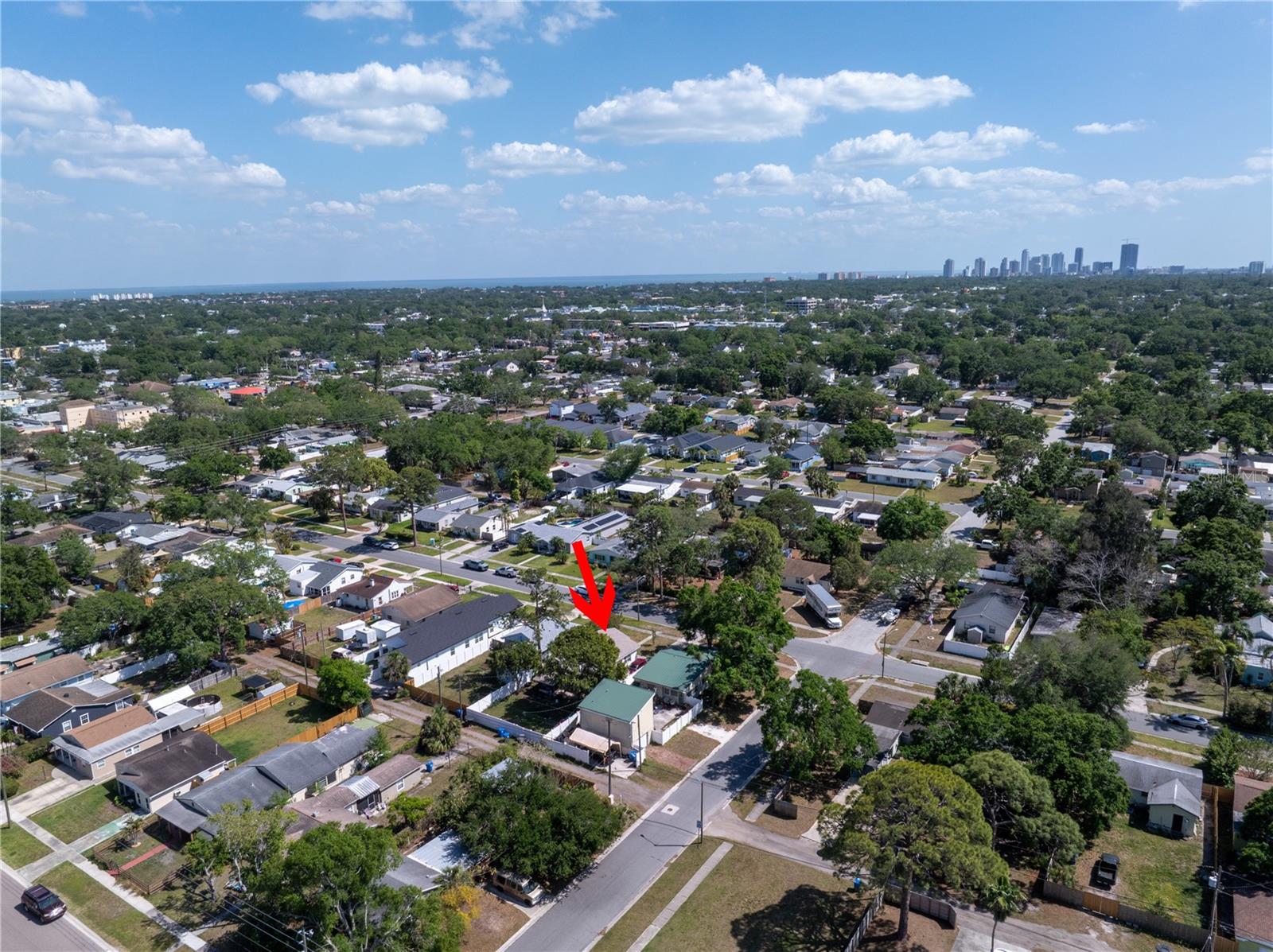 633 47TH AVE N, ST PETERSBURG, FL, 33703