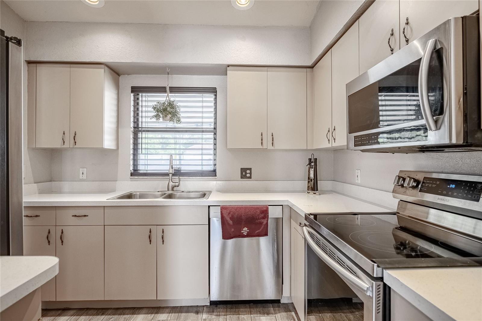 2637 SUNDANCE CIR, MULBERRY, FL, 33860
