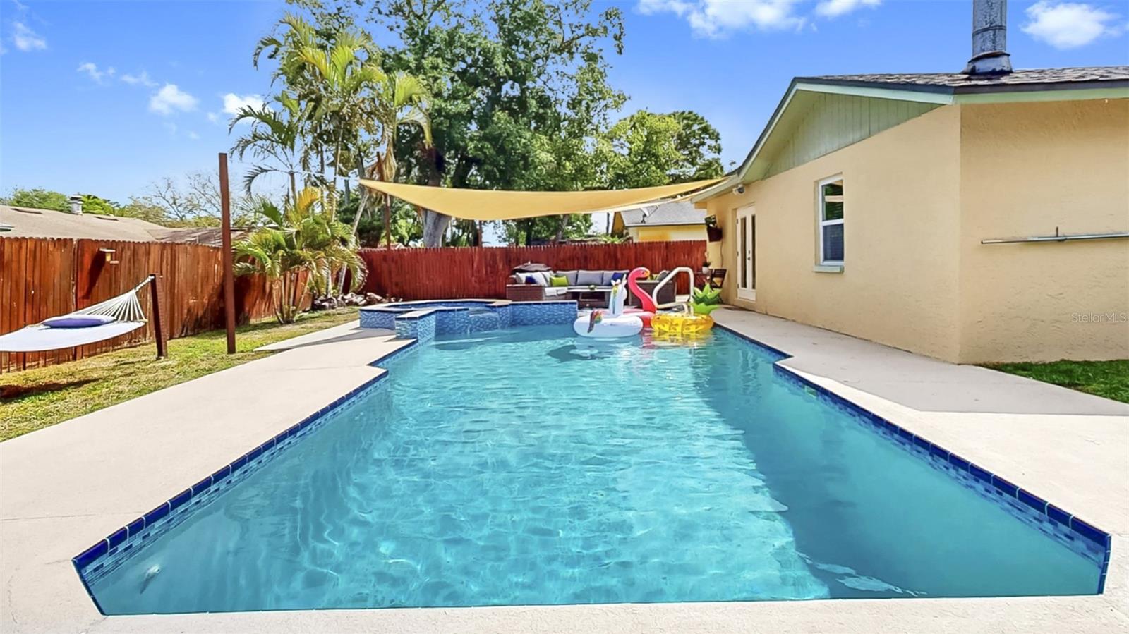 7289 61ST AVE N, ST PETERSBURG, FL, 33709