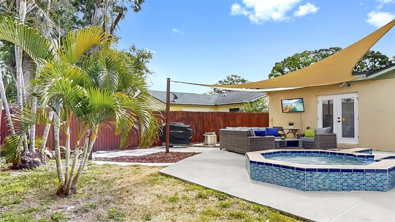 7289 61ST AVE N, ST PETERSBURG, FL, 33709