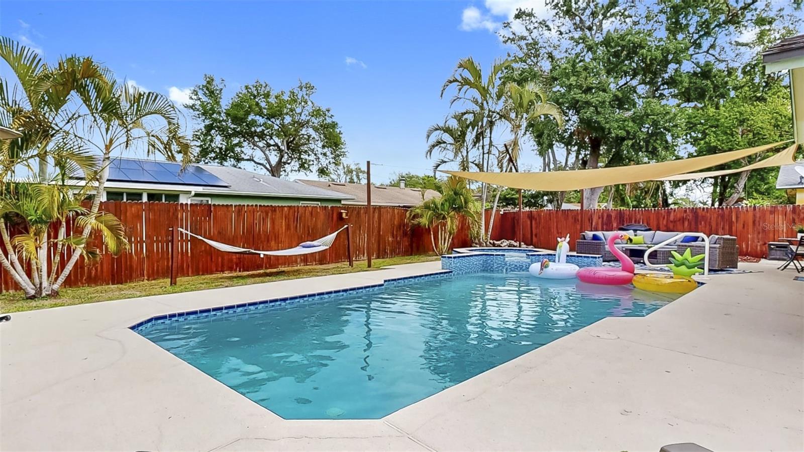 7289 61ST AVE N, ST PETERSBURG, FL, 33709