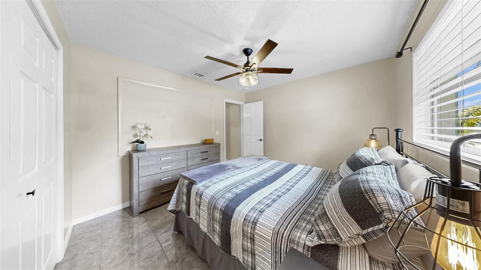 7289 61ST AVE N, ST PETERSBURG, FL, 33709