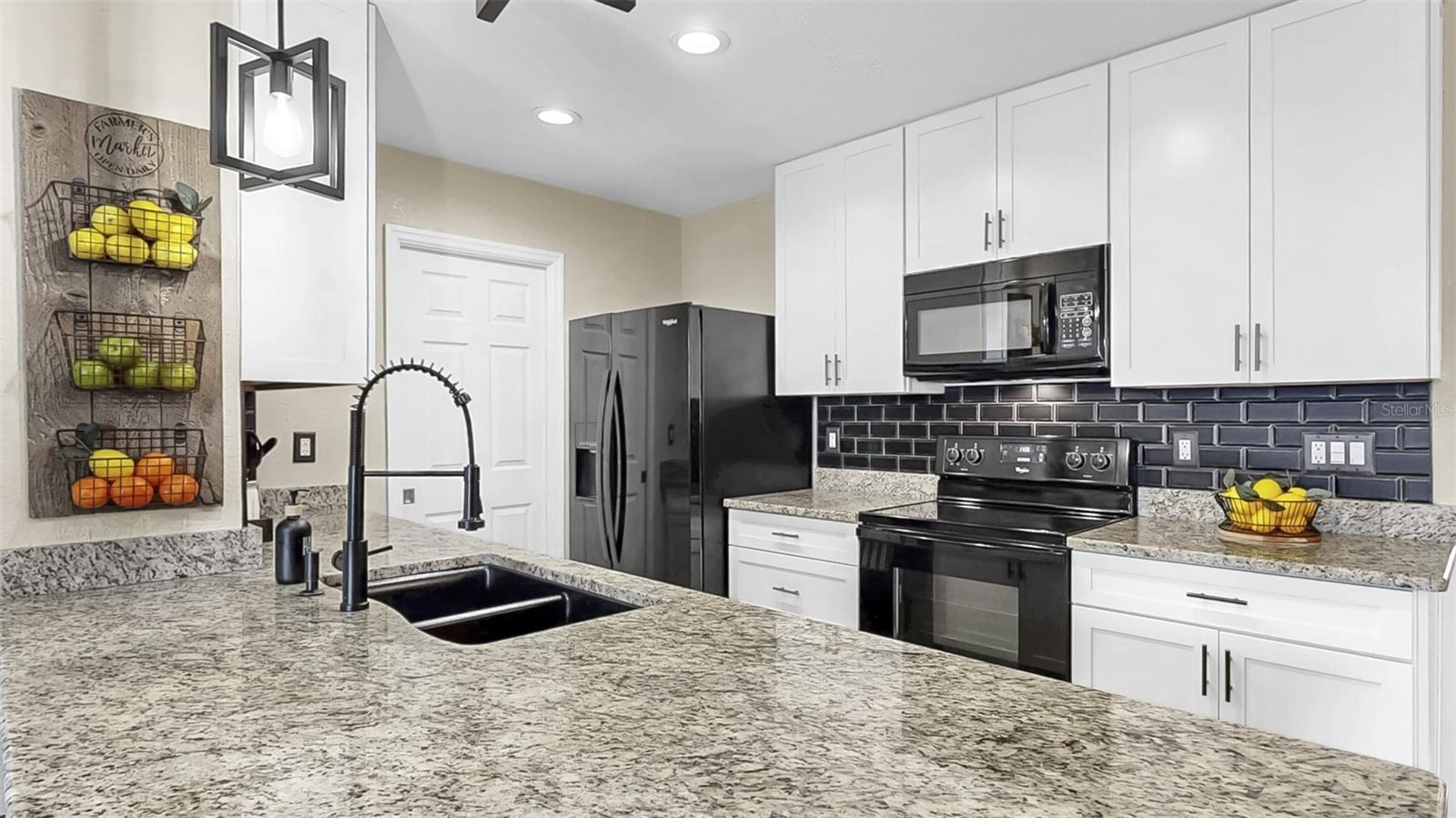 7289 61ST AVE N, ST PETERSBURG, FL, 33709