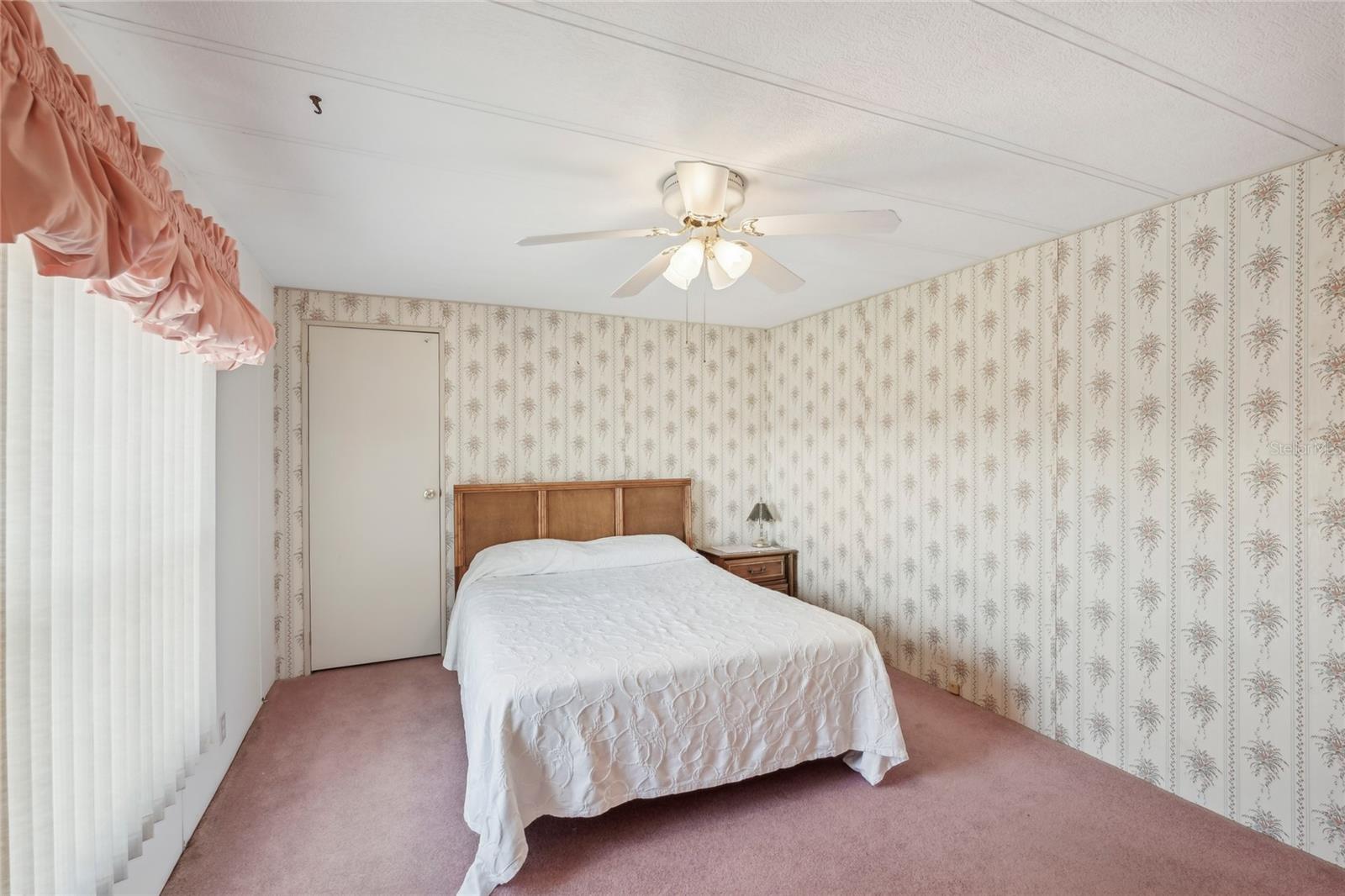 8906 31ST AVE E, PALMETTO, FL, 34221