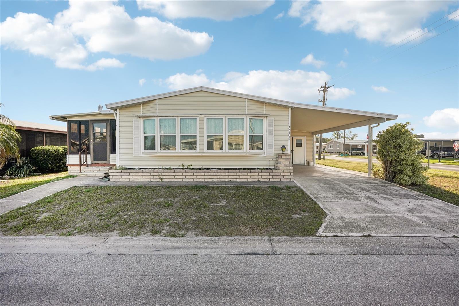 8906 31ST AVE E, PALMETTO, FL, 34221