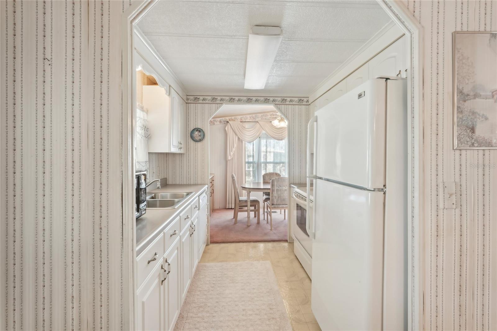 8906 31ST AVE E, PALMETTO, FL, 34221