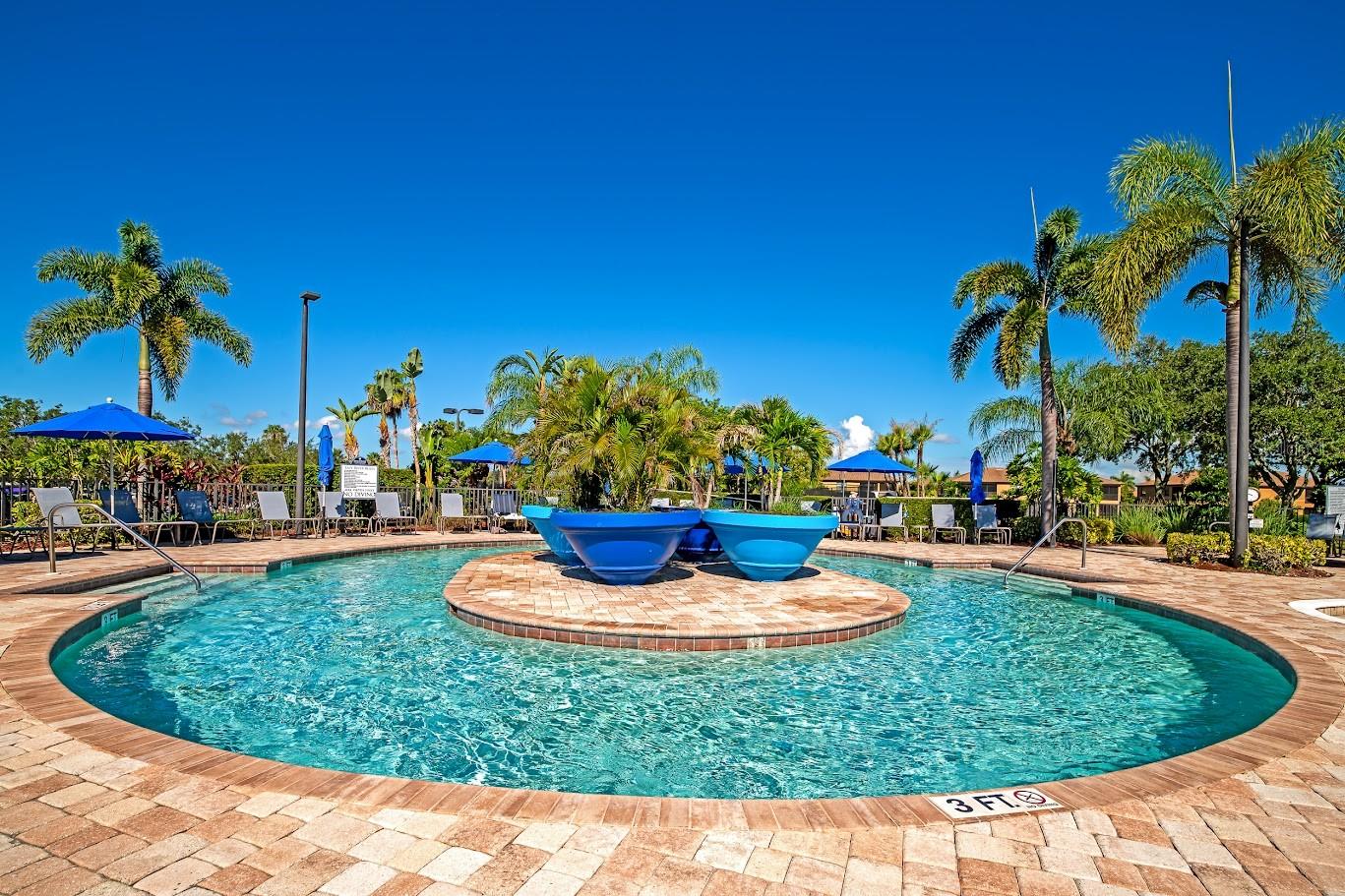 6519 GRAND ESTUARY TRL #207, BRADENTON, FL, 34212