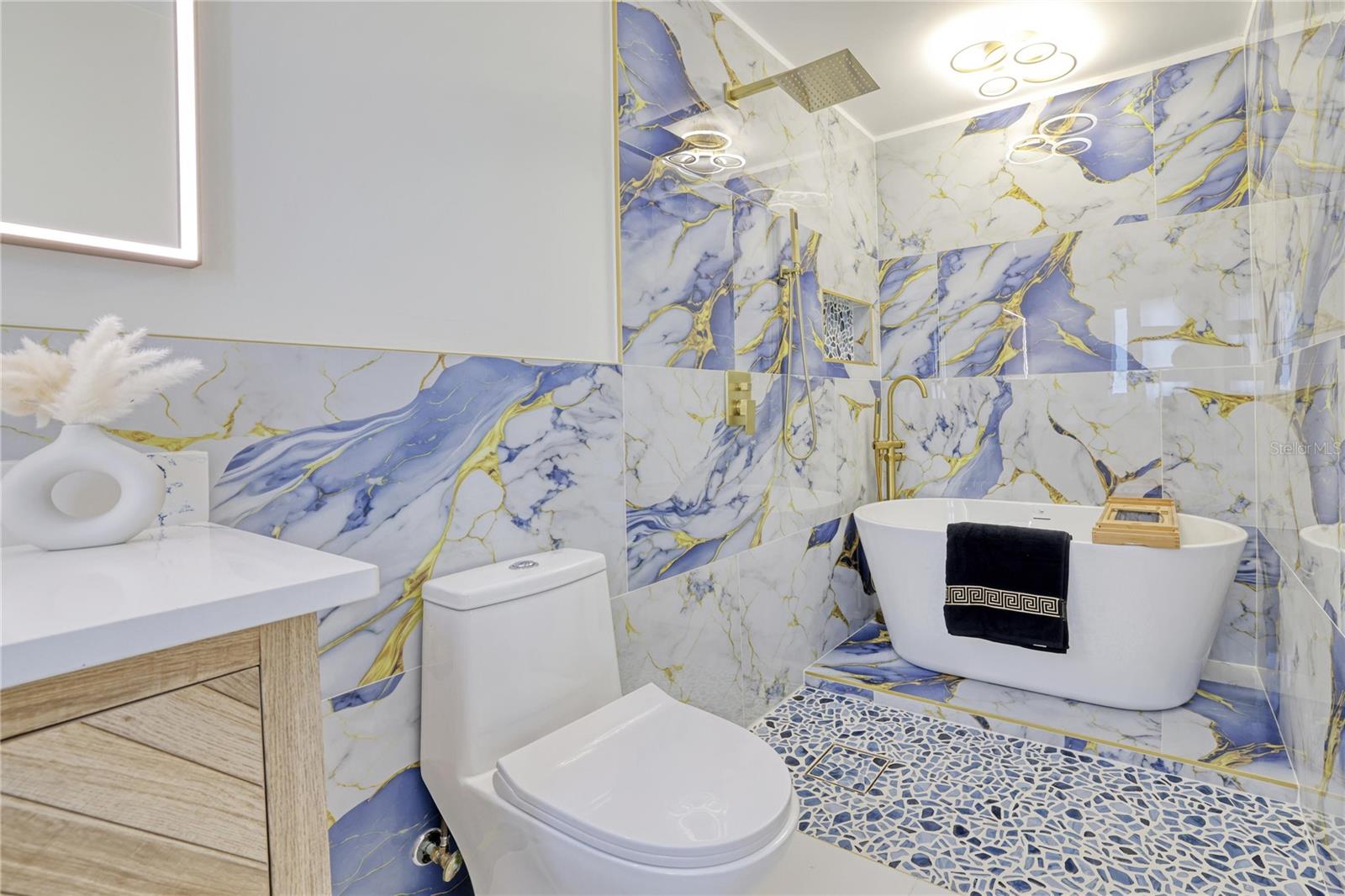 23 GOLFVIEW RD, ROTONDA WEST, FL, 33947