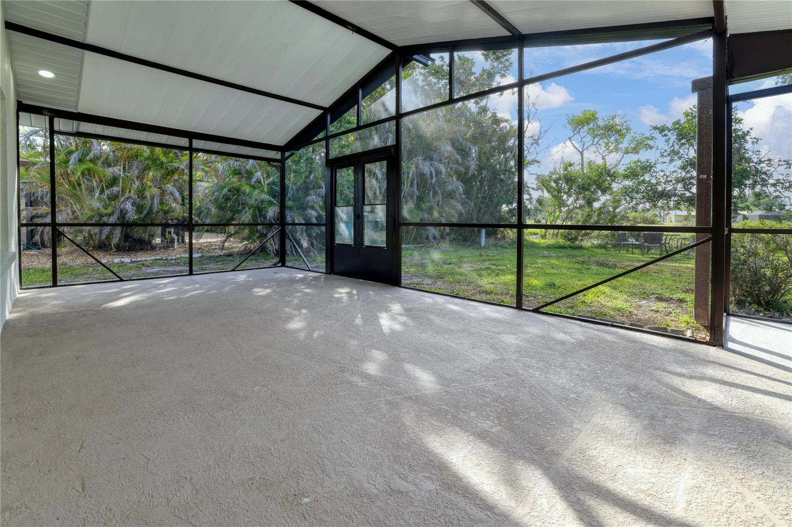 23 GOLFVIEW RD, ROTONDA WEST, FL, 33947