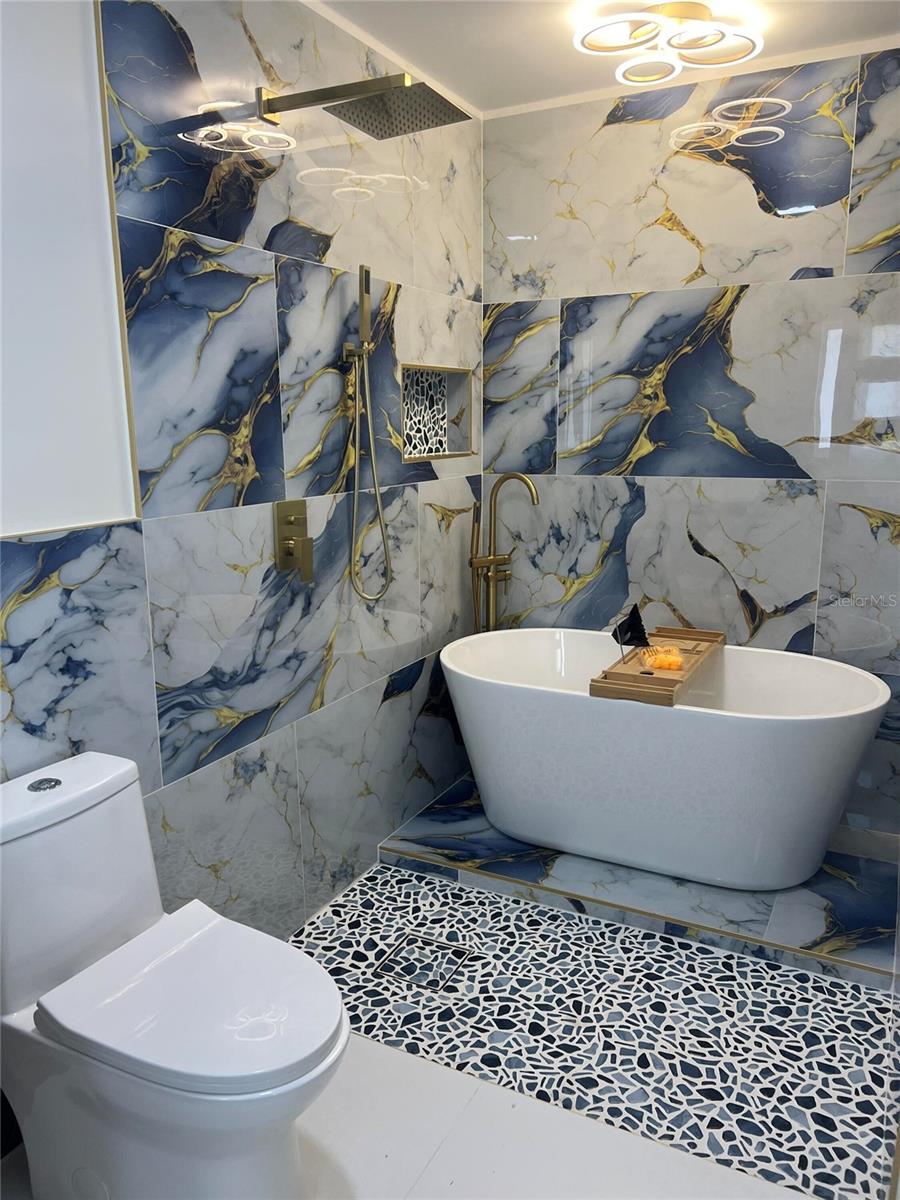 23 GOLFVIEW RD, ROTONDA WEST, FL, 33947