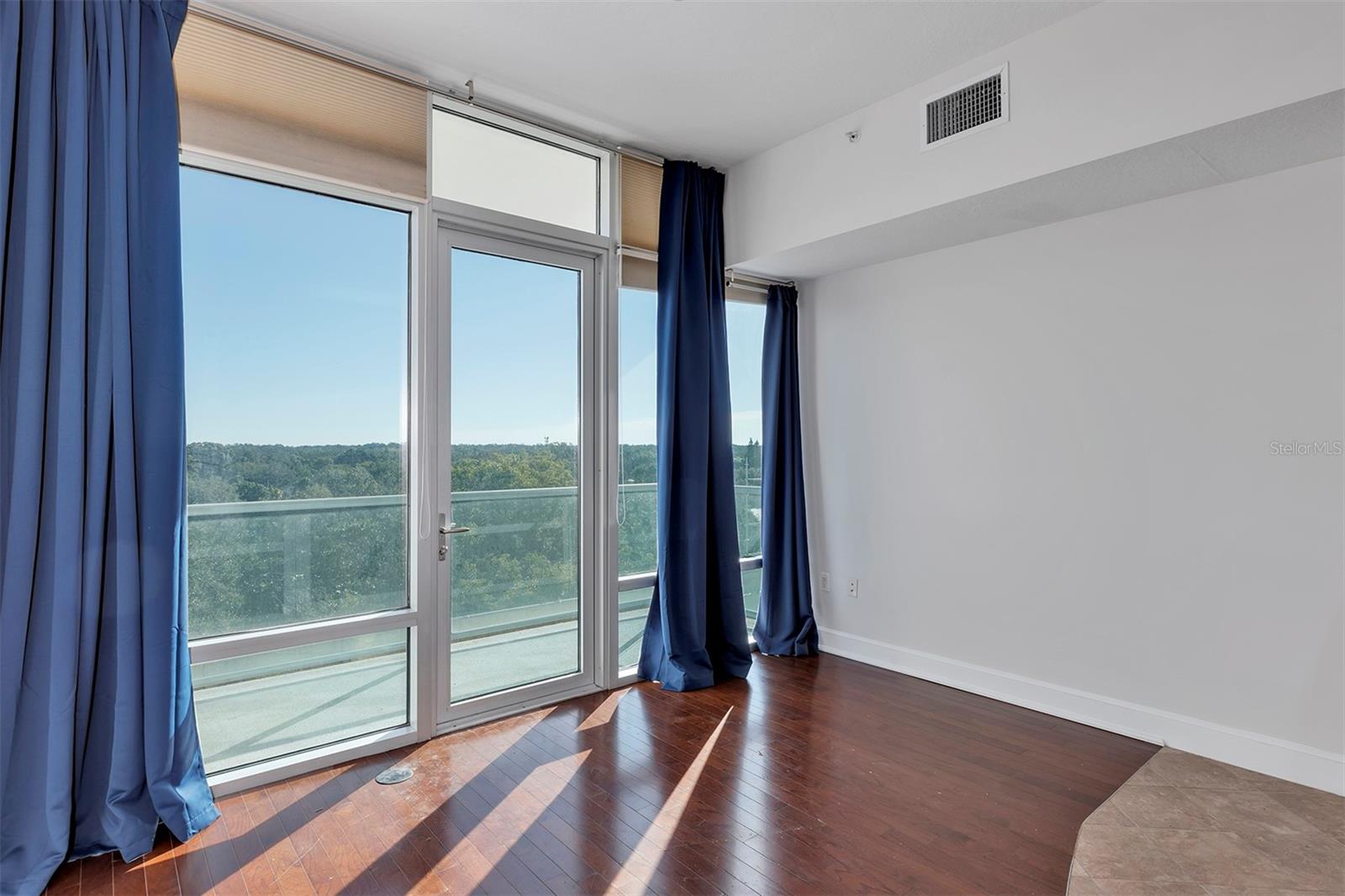 101 S EOLA DR #608, ORLANDO, FL, 32801