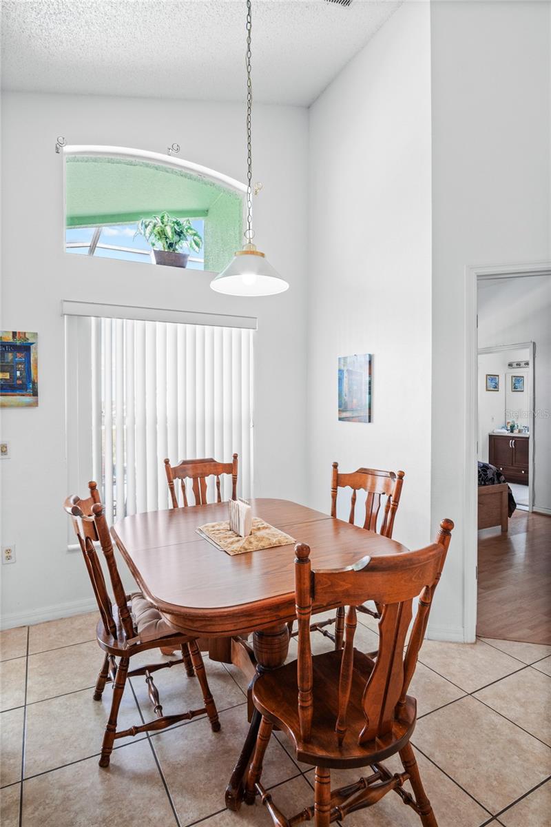 202 AYLESBURY LN, DAVENPORT, FL, 33837