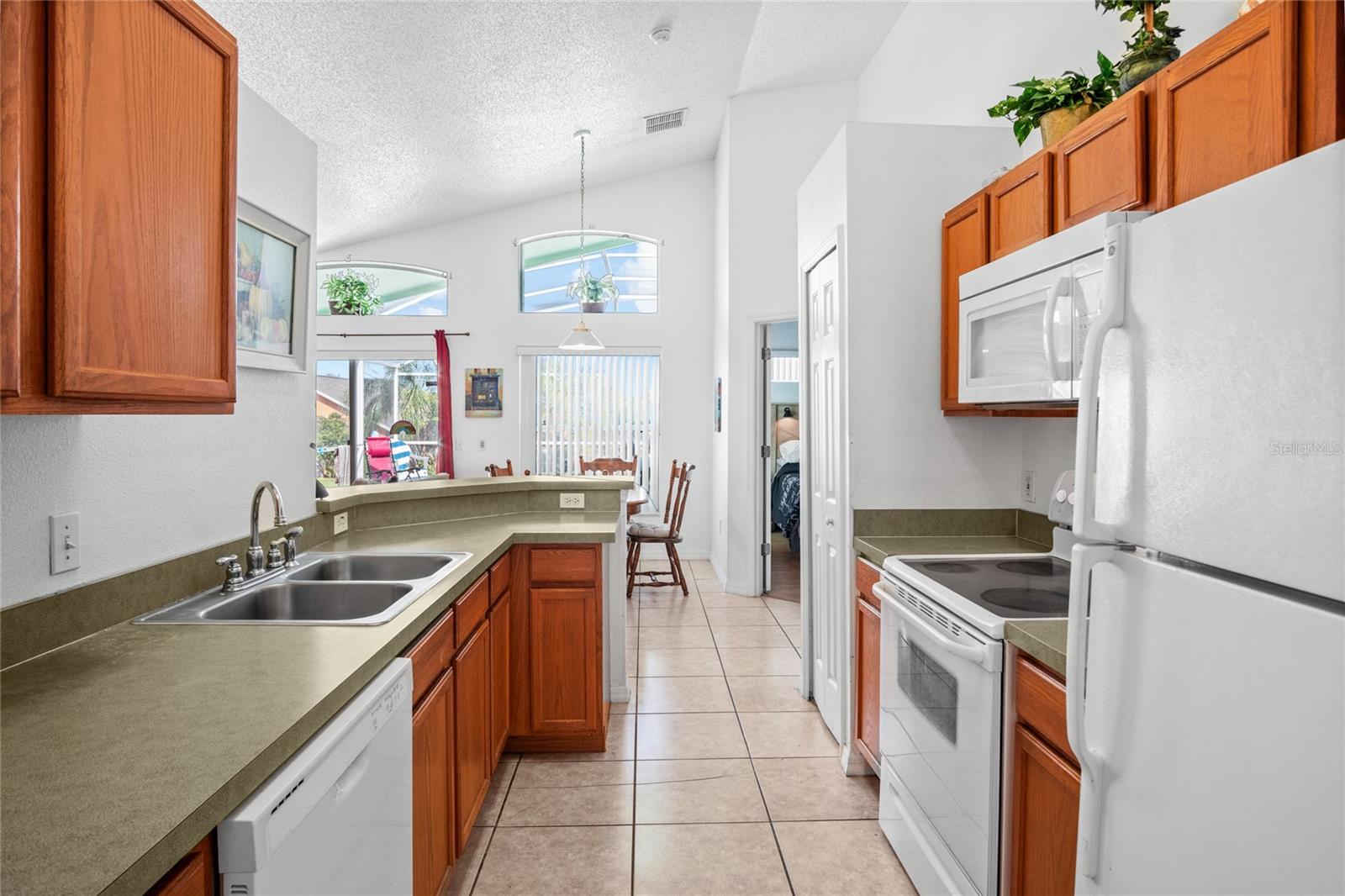 202 AYLESBURY LN, DAVENPORT, FL, 33837