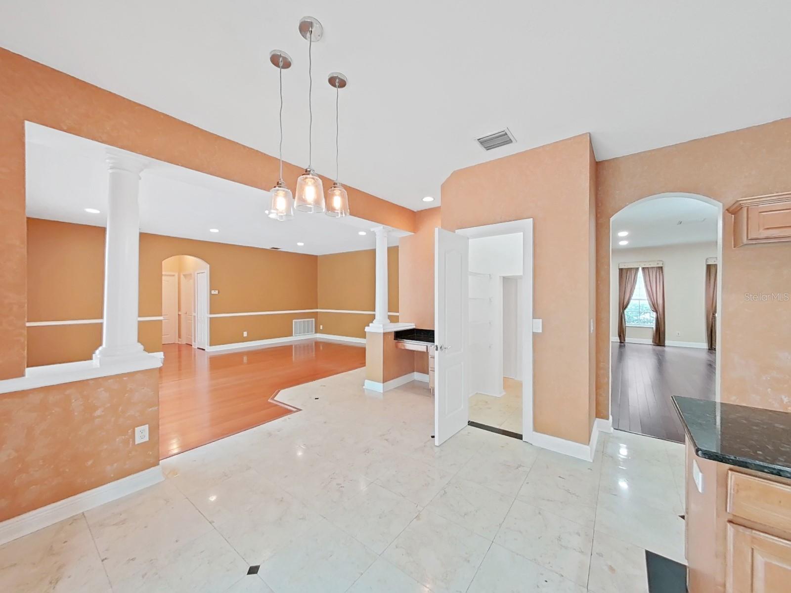 18308 WEYBURNE AVE, TAMPA, FL, 33647