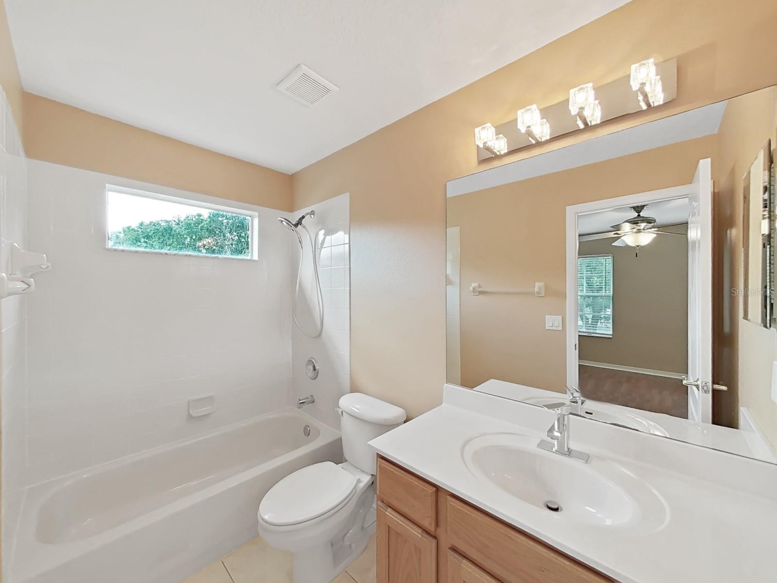 18308 WEYBURNE AVE, TAMPA, FL, 33647