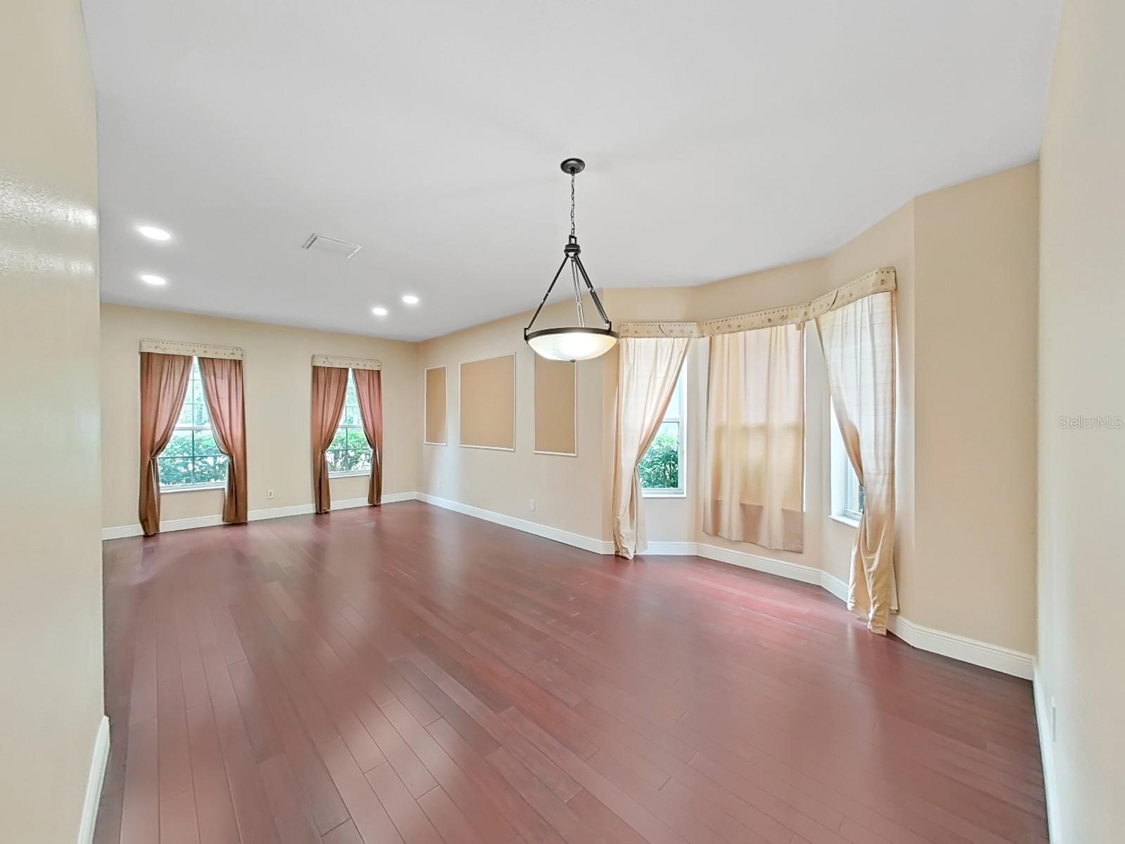 18308 WEYBURNE AVE, TAMPA, FL, 33647