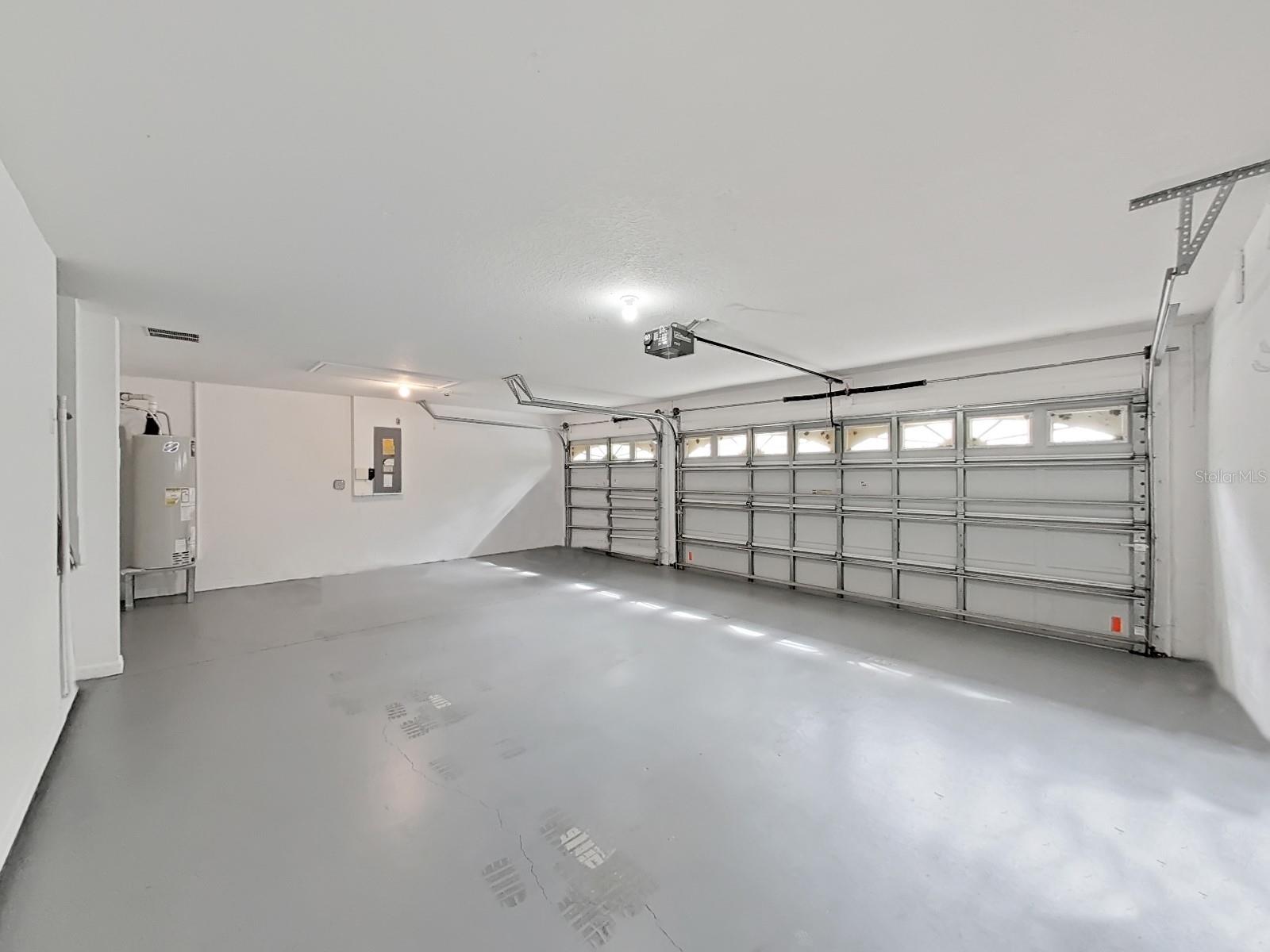 18308 WEYBURNE AVE, TAMPA, FL, 33647