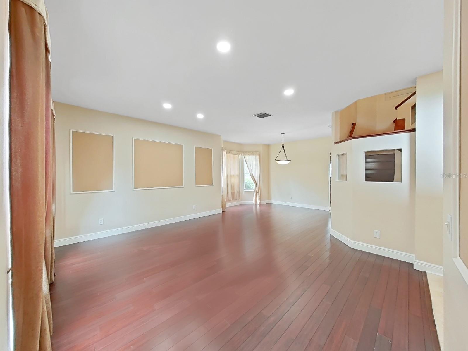 18308 WEYBURNE AVE, TAMPA, FL, 33647