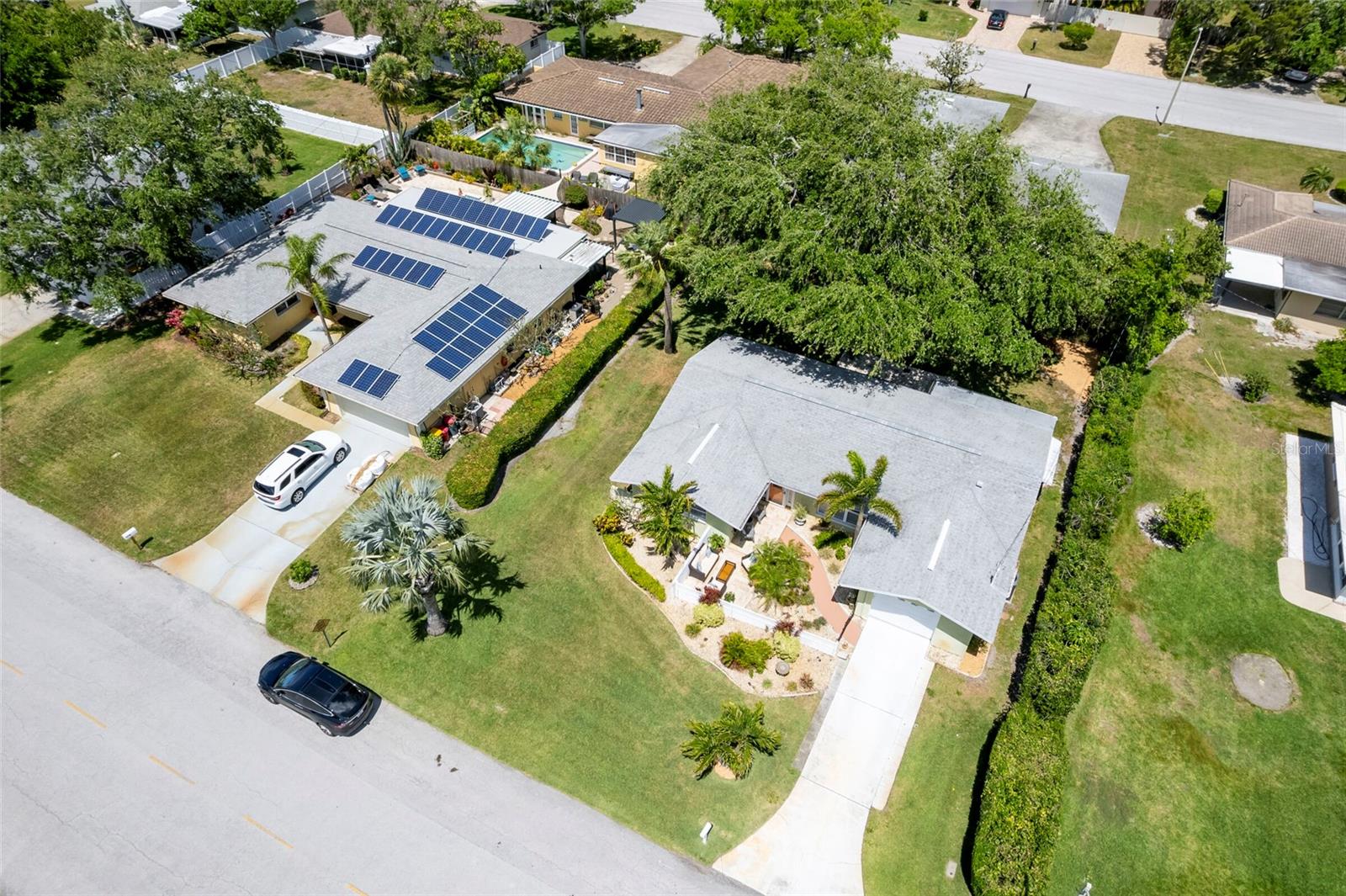 2849 SUNSET BLVD, BELLEAIR BLUFFS, FL, 33770