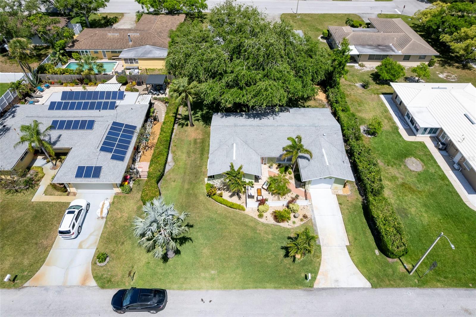 2849 SUNSET BLVD, BELLEAIR BLUFFS, FL, 33770