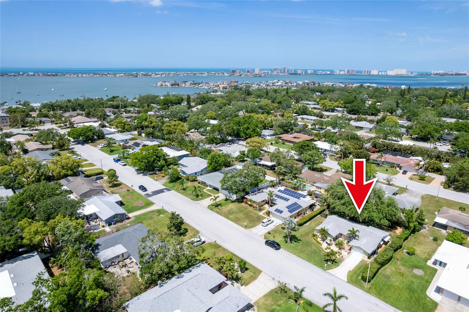 2849 SUNSET BLVD, BELLEAIR BLUFFS, FL, 33770