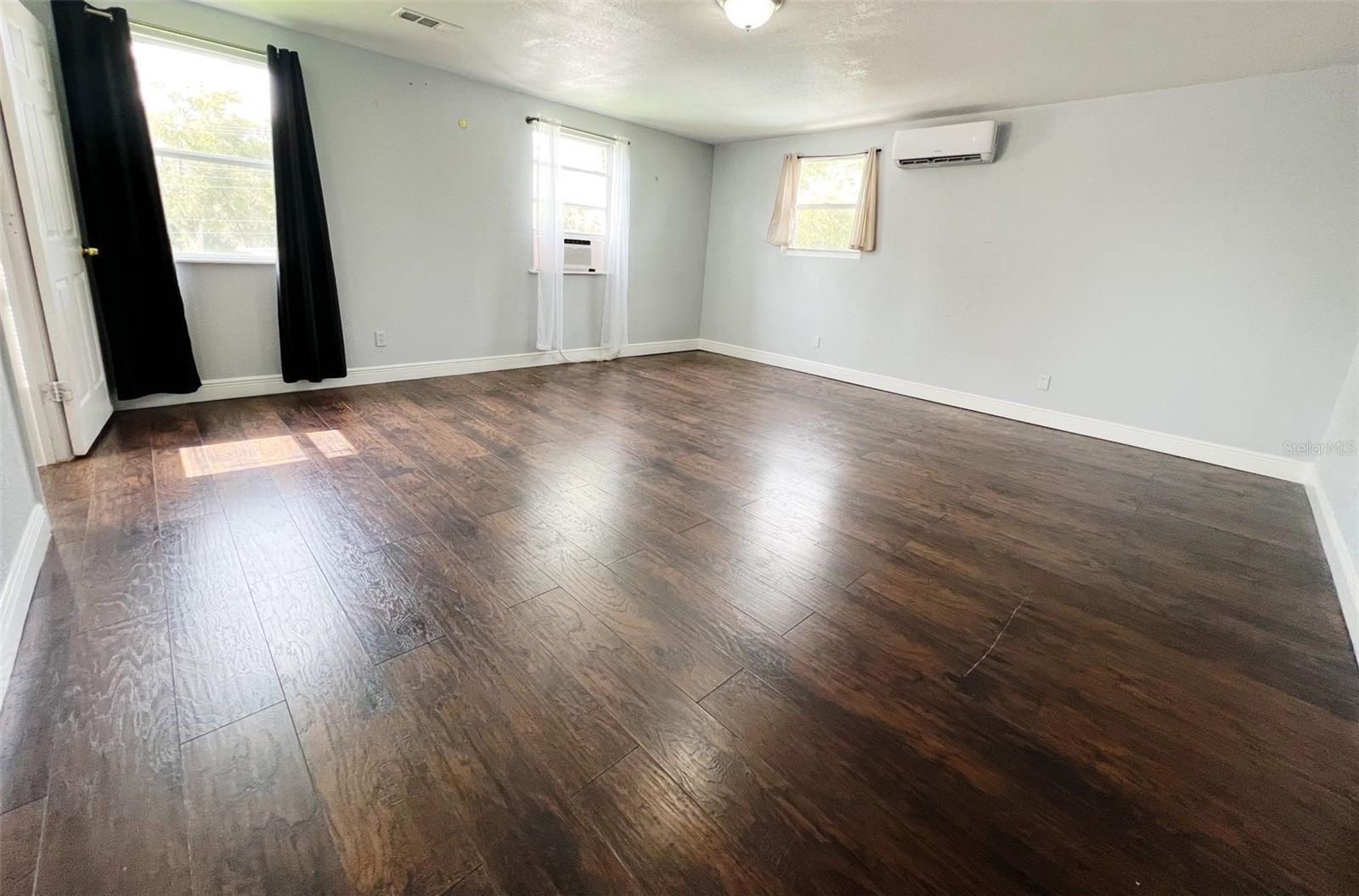 8714 N LINDA, TAMPA, FL, 33604
