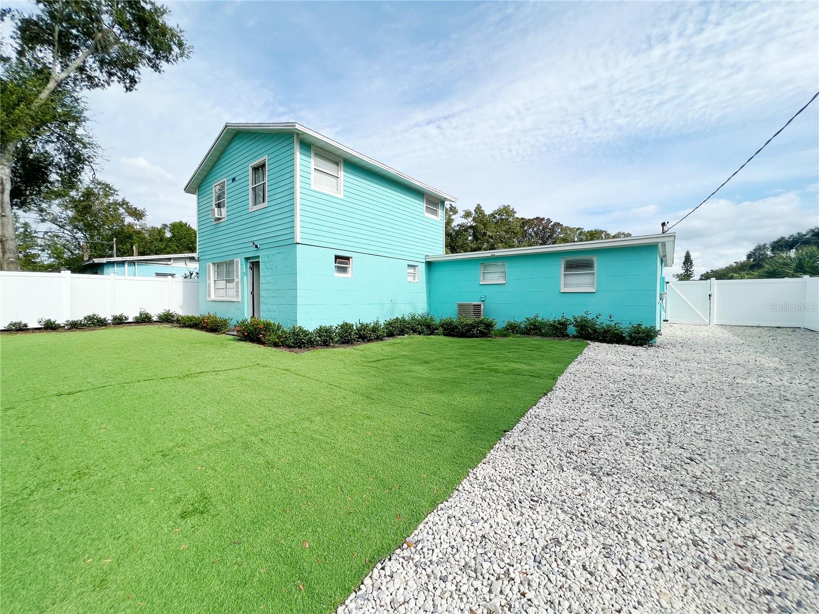 8714 N LINDA, TAMPA, FL, 33604