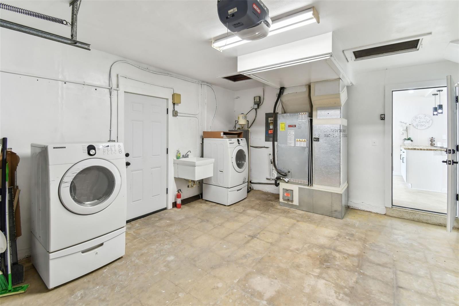 2189 PINE RIDGE DR, CLEARWATER, FL, 33763