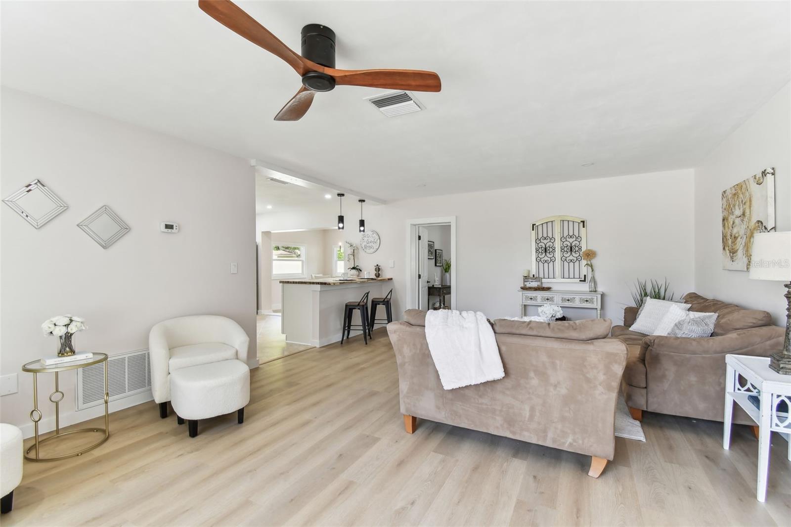 2189 PINE RIDGE DR, CLEARWATER, FL, 33763