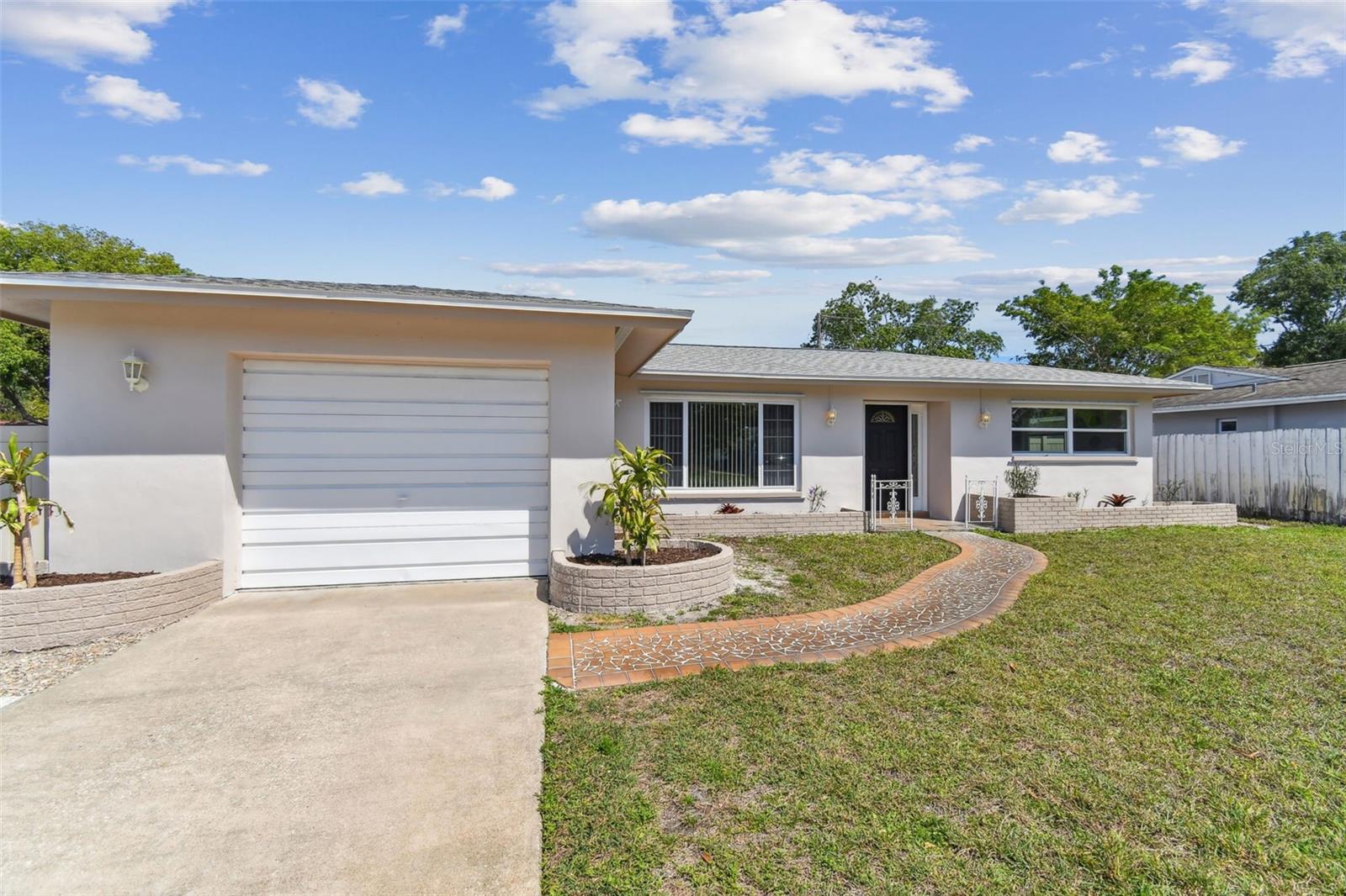 2189 PINE RIDGE DR, CLEARWATER, FL, 33763