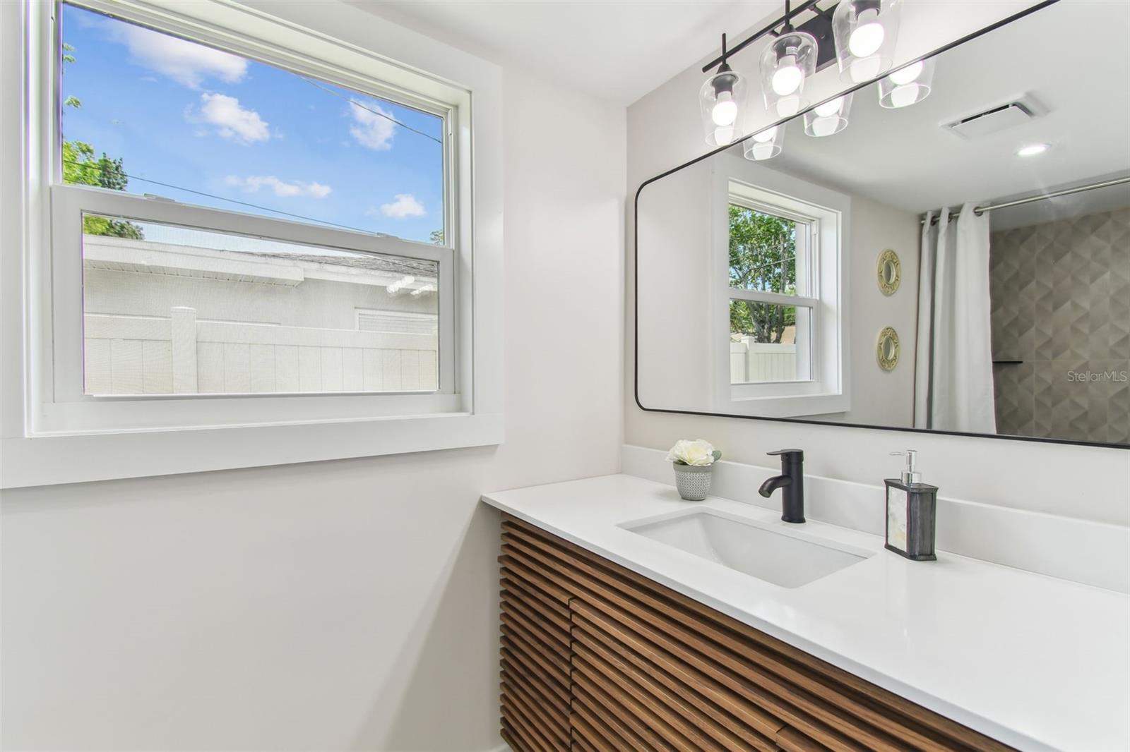 2189 PINE RIDGE DR, CLEARWATER, FL, 33763