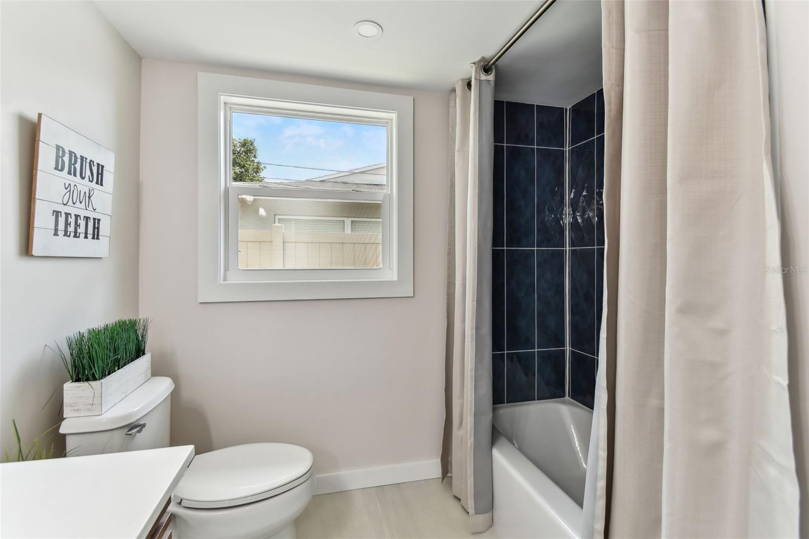 2189 PINE RIDGE DR, CLEARWATER, FL, 33763