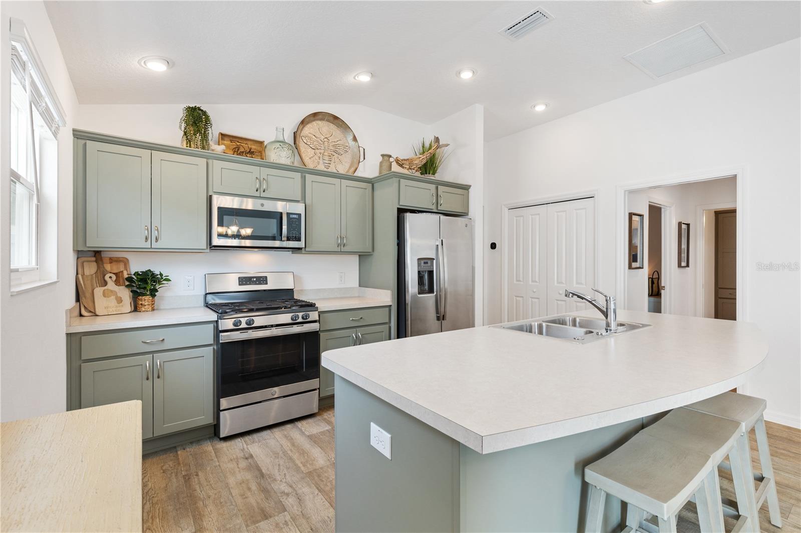 5726 LEBOEUF LN, THE VILLAGES, FL, 32163